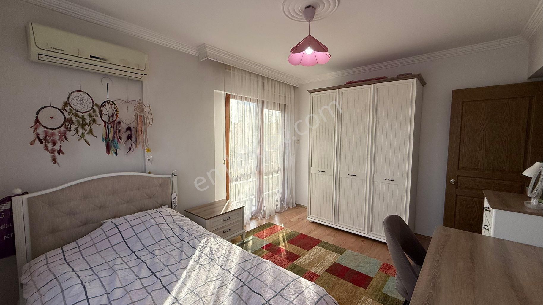 Bayraklı’da Geniş Metrajlı Merkezi Konumda 3+1 Modern Daire - Görsel 18