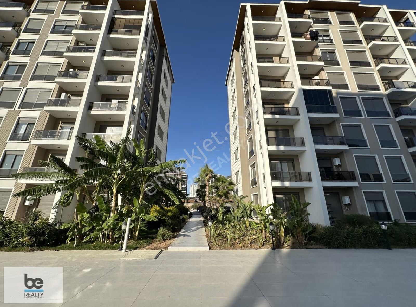 Altıntaş'ta Satılık İskanlı 1+1 Donanımlı Sitede Daire