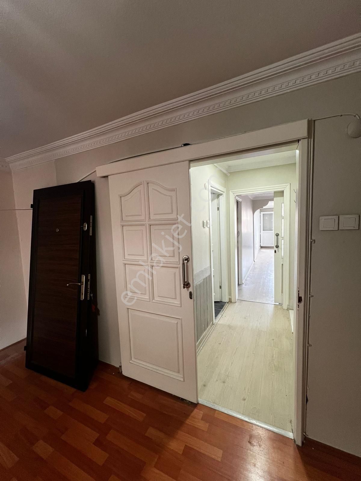 Özgür İnşaat Barbaros Hayrettin Paşa Mah'de 2+1 Temiz Çatı Katı Senelik Kiralık Daire - Görsel 10