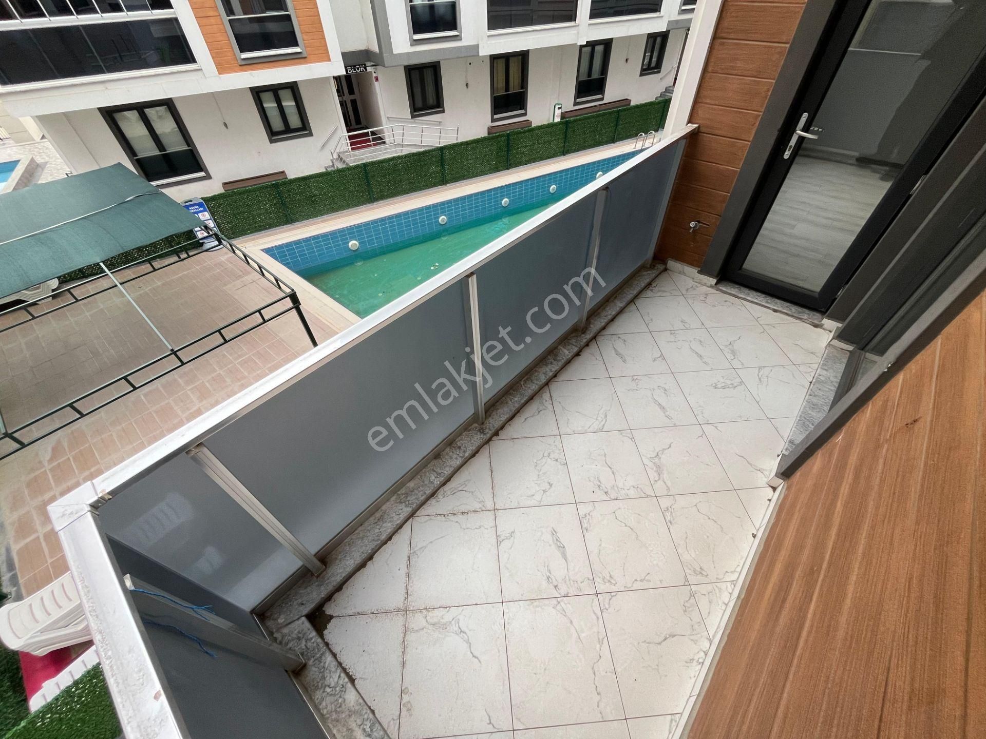 Sezgin Emlaktan Siteiçi Havuzlu Güvenlikli Kiralık 1+1 Lüx Daire - Görsel 18