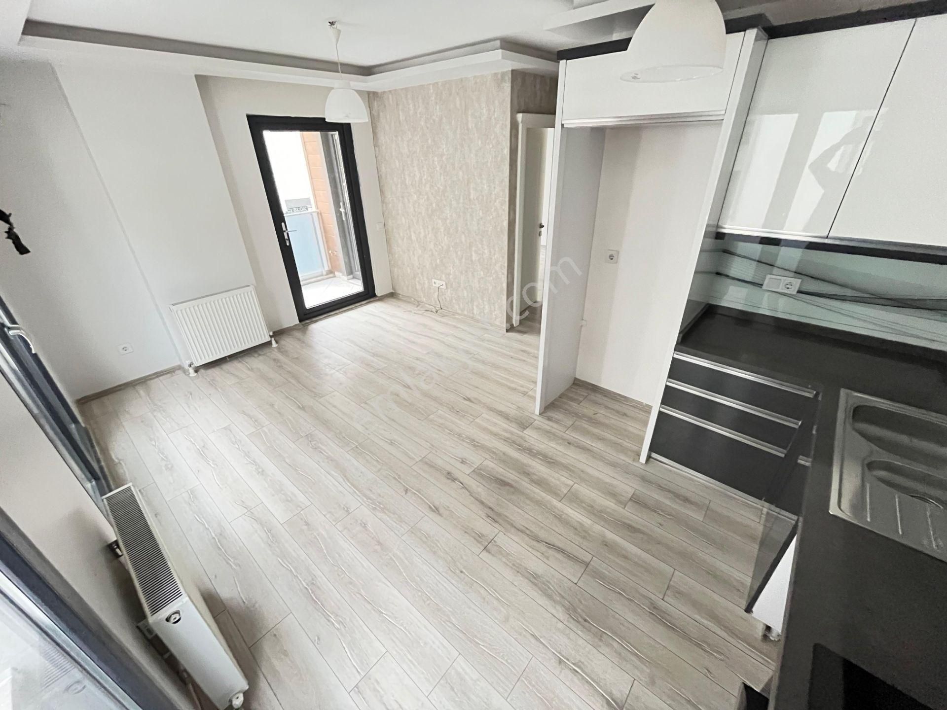 Sezgin Emlaktan Siteiçi Havuzlu Güvenlikli Kiralık 1+1 Lüx Daire - Görsel 9