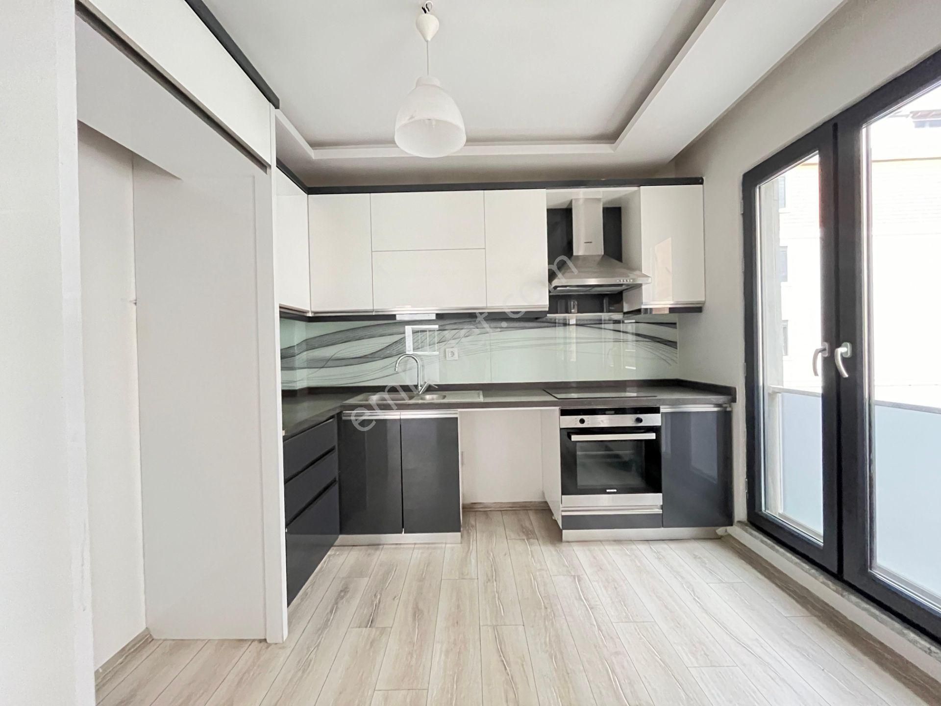 Sezgin Emlaktan Siteiçi Havuzlu Güvenlikli Kiralık 1+1 Lüx Daire - Görsel 11