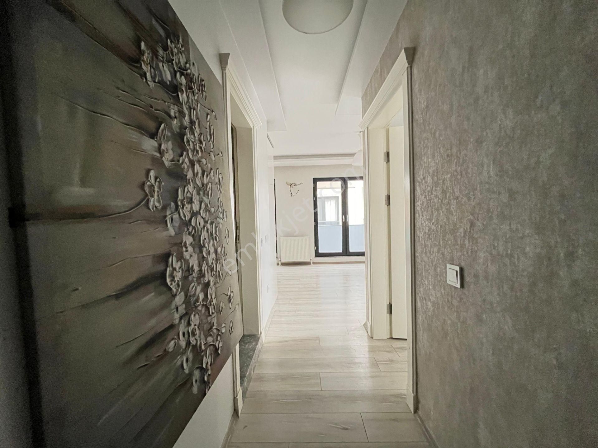 Sezgin Emlaktan Siteiçi Havuzlu Güvenlikli Kiralık 1+1 Lüx Daire - Görsel 31