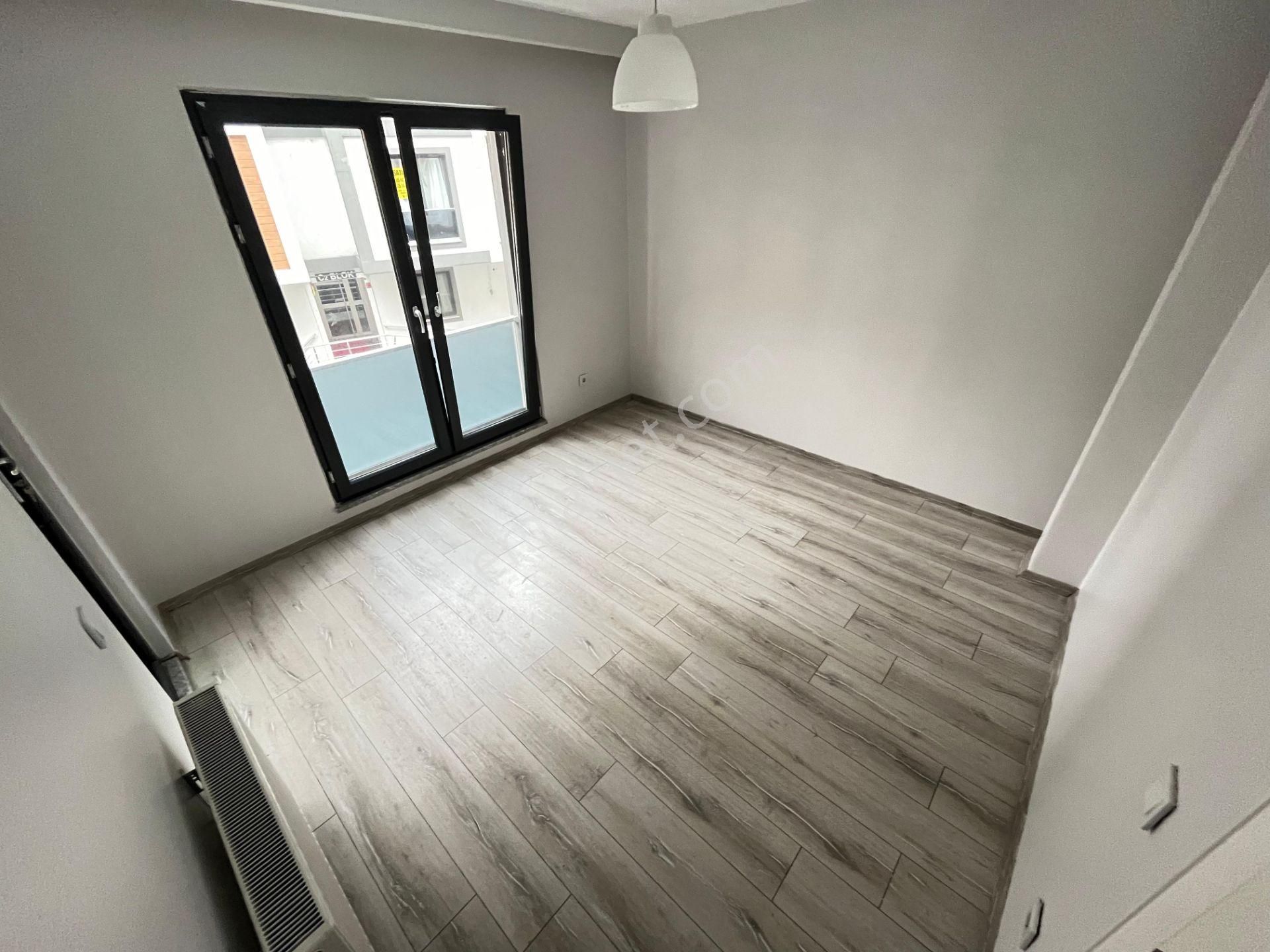 Sezgin Emlaktan Siteiçi Havuzlu Güvenlikli Kiralık 1+1 Lüx Daire - Görsel 22