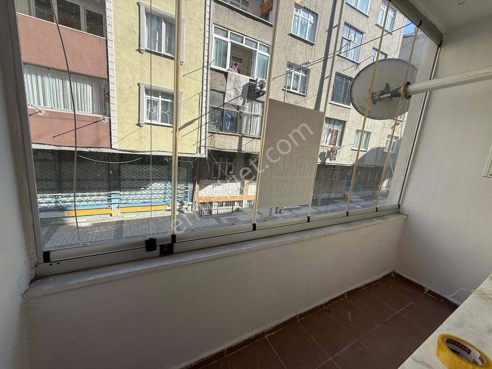 Remax Ekspres'den Fatih Mahallesinde 2+1 Kiralık Daire - Görsel 16