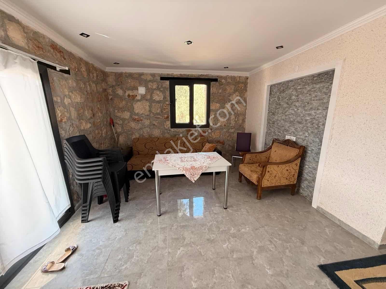 Didim Kardelende 2+1 Fiyatına Bahçeli Tek Kat Müstakil Taş Ev - Görsel 17