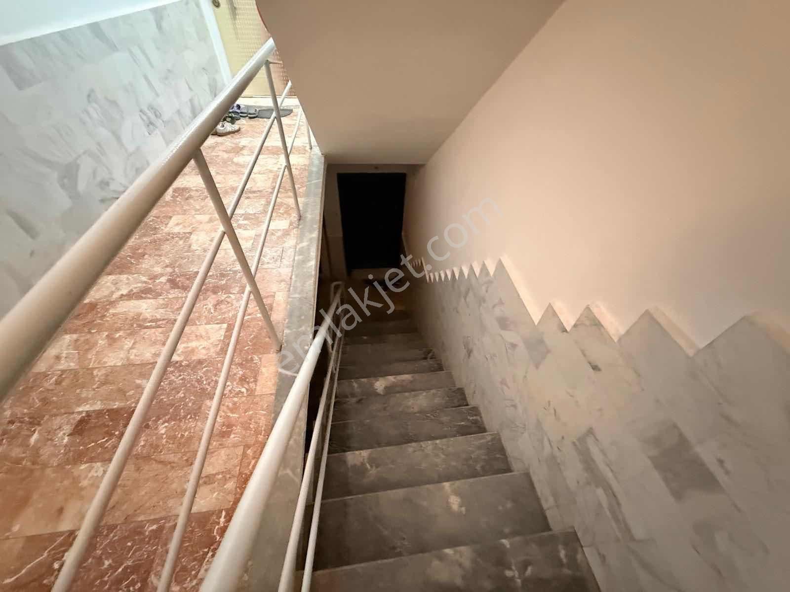 Didim Yeni Mahalle Havuzlu Sitede 3+1 Daire - Görsel 11