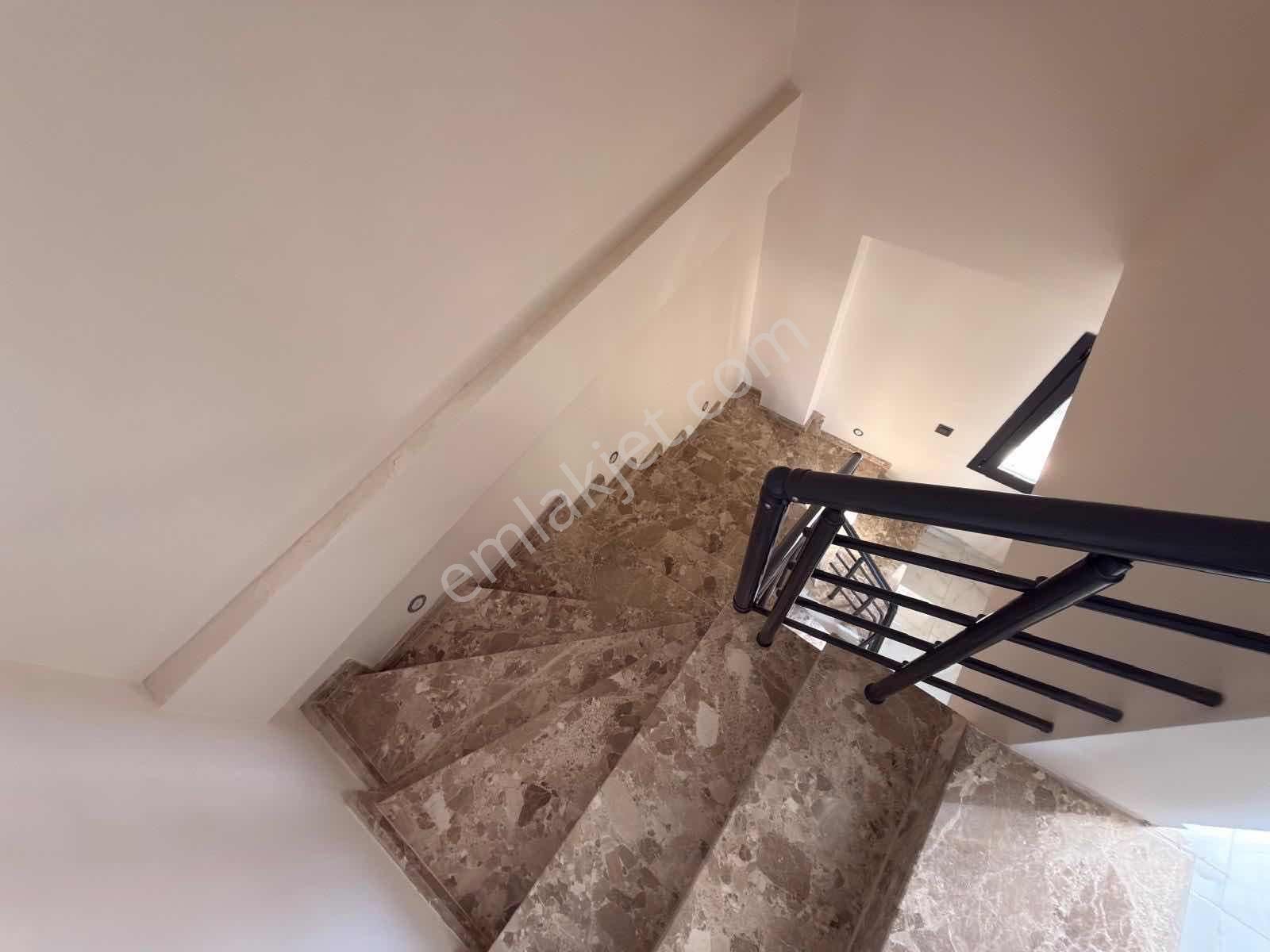 Didim Mavişehir Denize 200m 4+1 Villa - Görsel 25