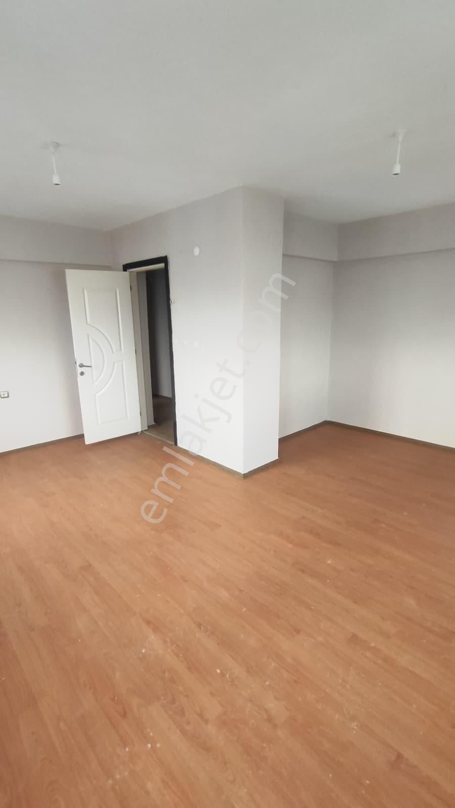 Bakan Gm`den Topraklık Mah. • 3+1 • 120m² • 7. Kat • Masrafsız - Görsel 3