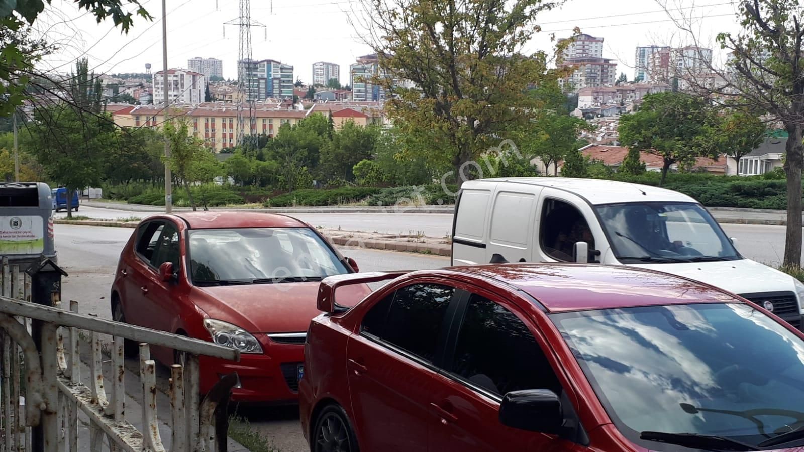 Metroya Yürüme Mesafesinde Köşe Tribleks Cadde Üzeri Refika Aksoy Okuluna Yakın - Görsel 4