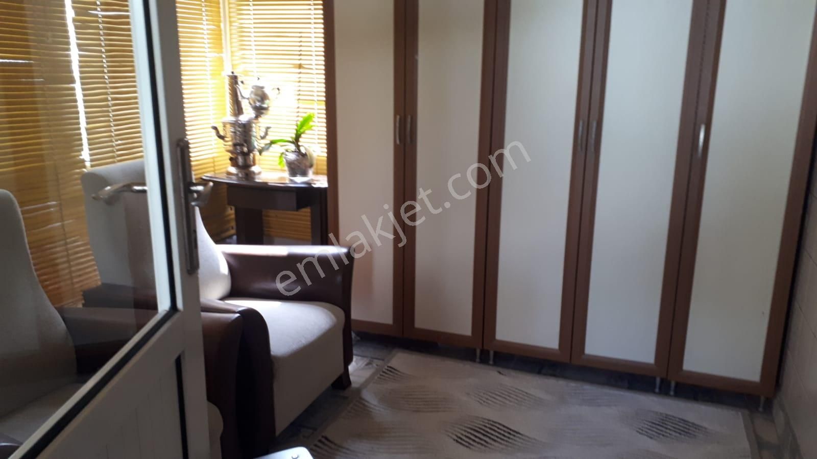 Metroya Yürüme Mesafesinde Köşe Tribleks Cadde Üzeri Refika Aksoy Okuluna Yakın - Görsel 13