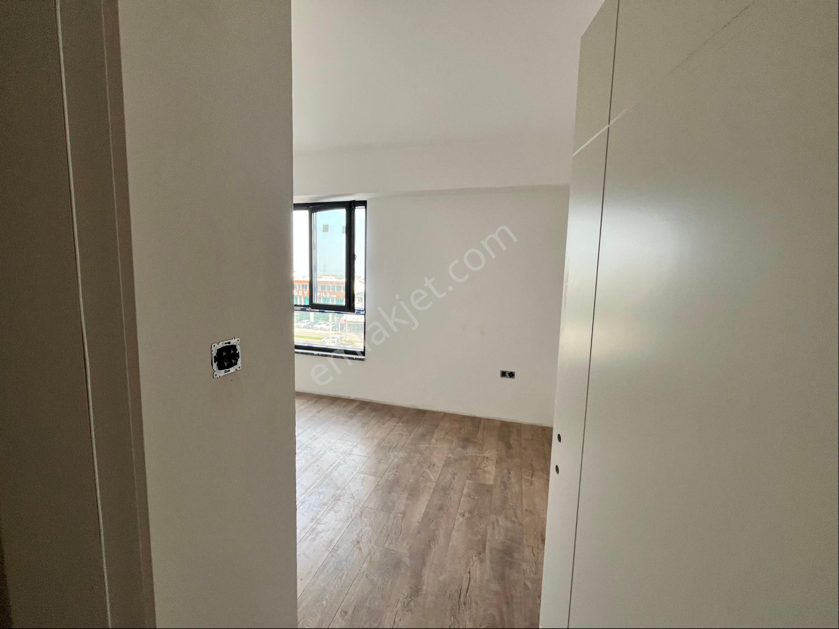 Bahar'dan Sırameşeler Metro Durağı Karşısında 2+1 Kiralık Daire - Görsel 17