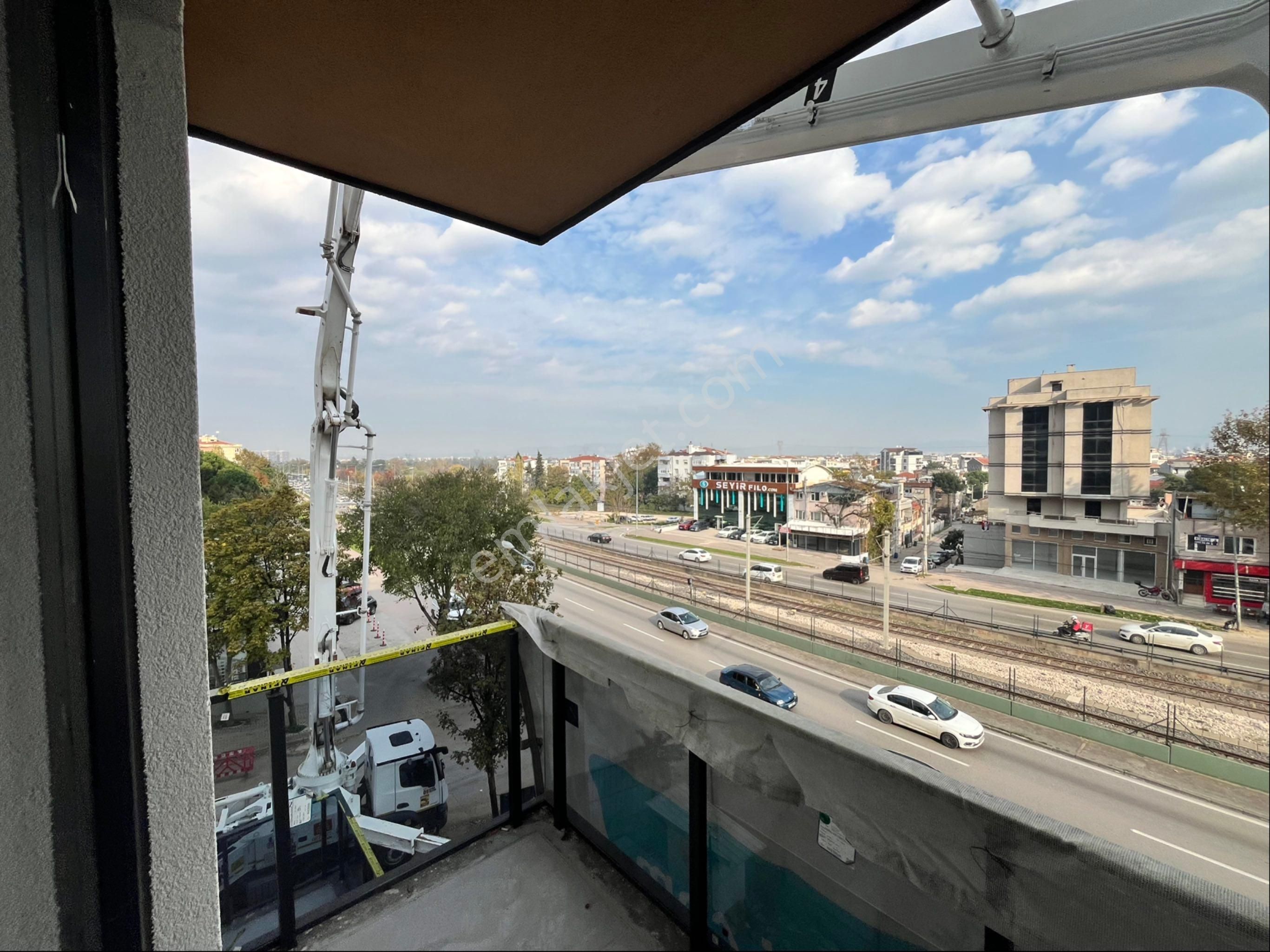 Bahar'dan Sırameşeler Metro Durağı Karşısında 2+1 Kiralık Daire - Görsel 13