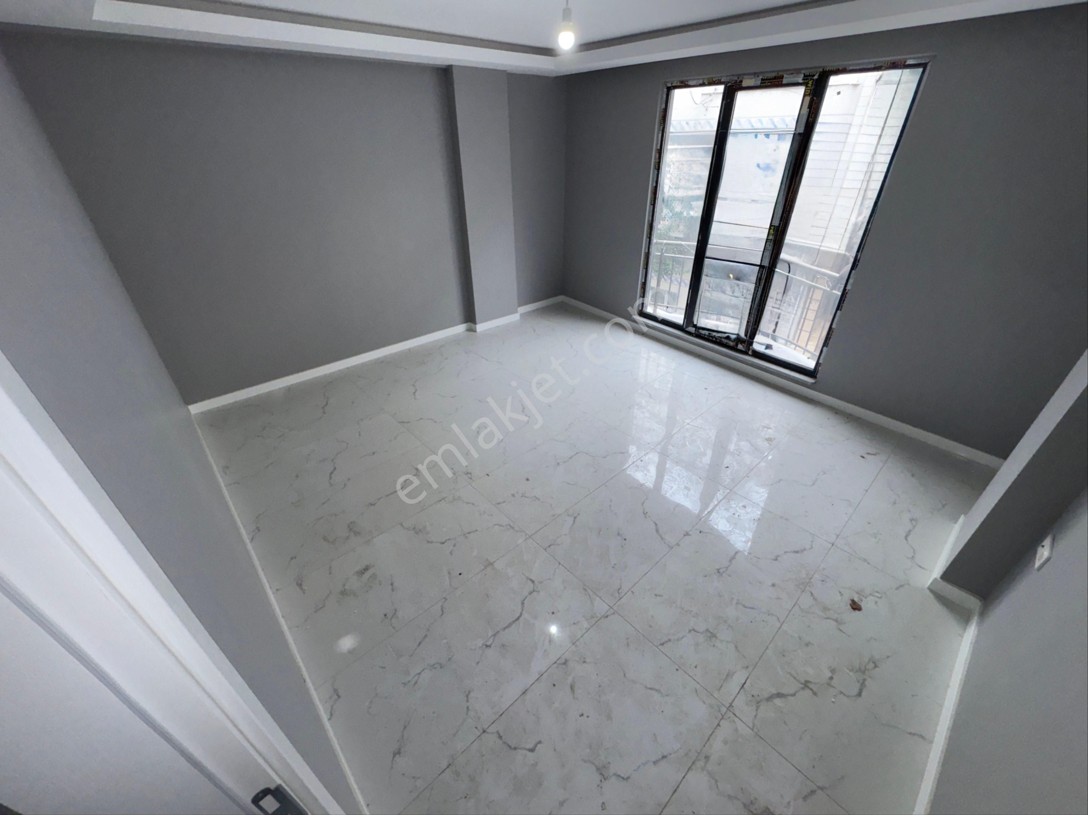 Zafer Yapıdan Satılık Ortakat Daire 1.kat 3+1 130m2 Ebeveyn Banyolu İstanbul Sultangazi Cebeci Mahde - Görsel 9