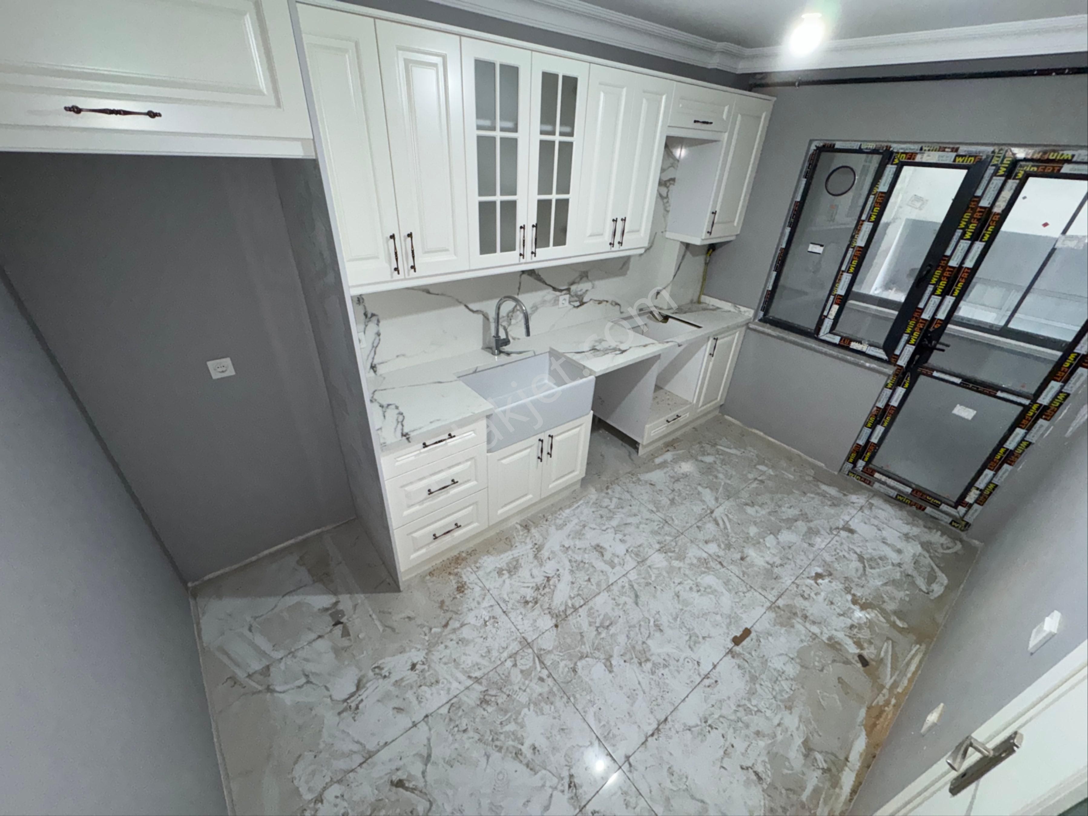 Zafer Yapıdan Satılık Ortakat Daire 1.kat 3+1 130m2 Ebeveyn Banyolu İstanbul Sultangazi Cebeci Mahde - Görsel 19