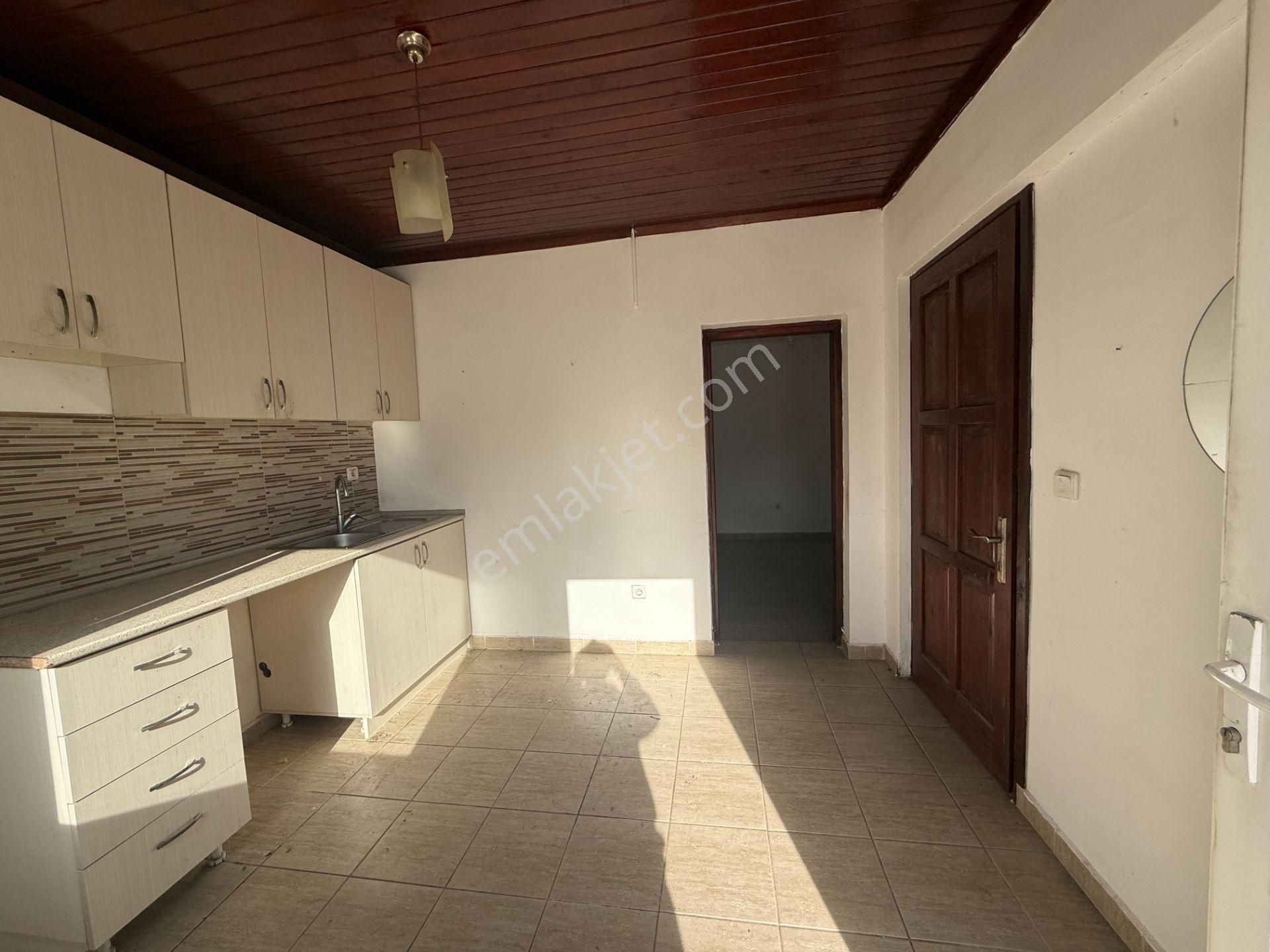 Bodrum Turgutreis Merkezde Kiralık 1+1 Daire - Görsel 13