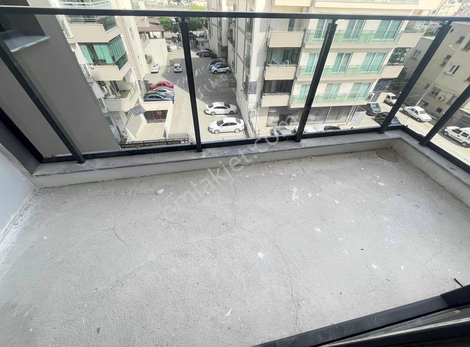 Kur Grup'tan Bulvar Manzaralı 3+1 K.mutfak Araç Takasına Açık - Görsel 6