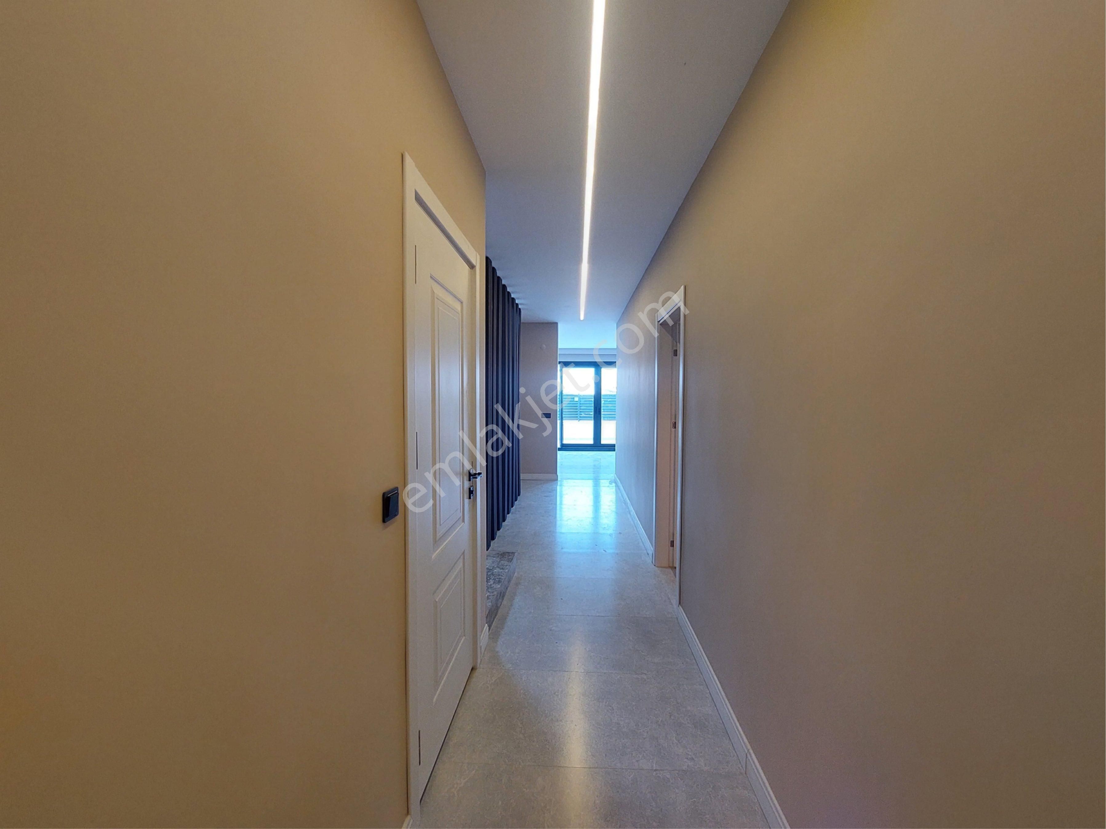Karaova'da Bağımsız 5+2 Özel Havuzlu Lüks Satılık Villa - Görsel 15
