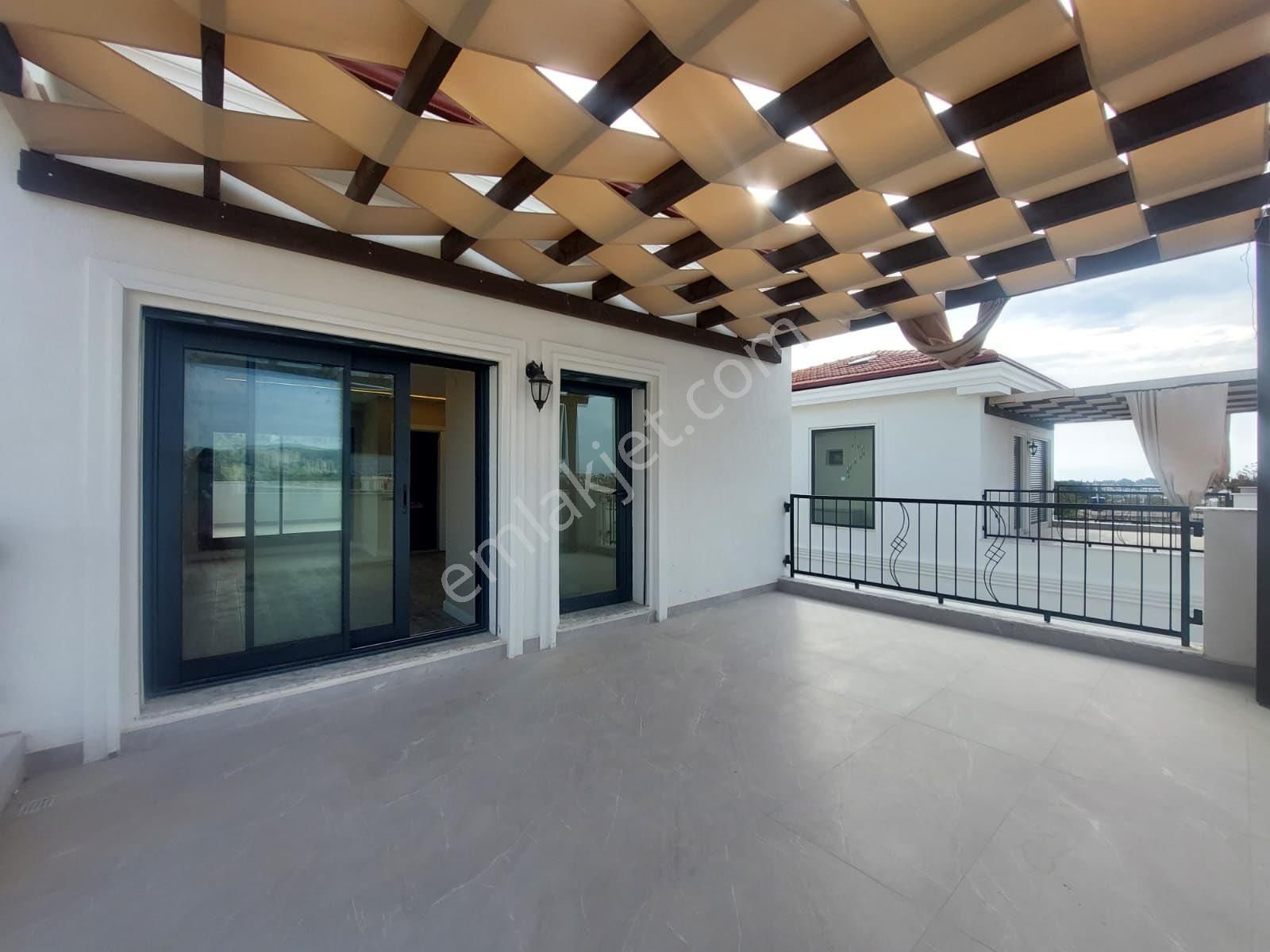 Karaova'da Bağımsız 5+2 Özel Havuzlu Lüks Satılık Villa - Görsel 18