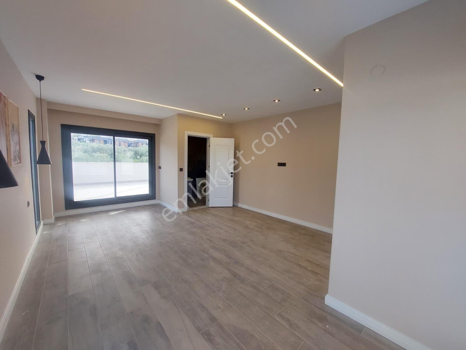 Karaova'da Bağımsız 5+2 Özel Havuzlu Lüks Satılık Villa - Görsel 23