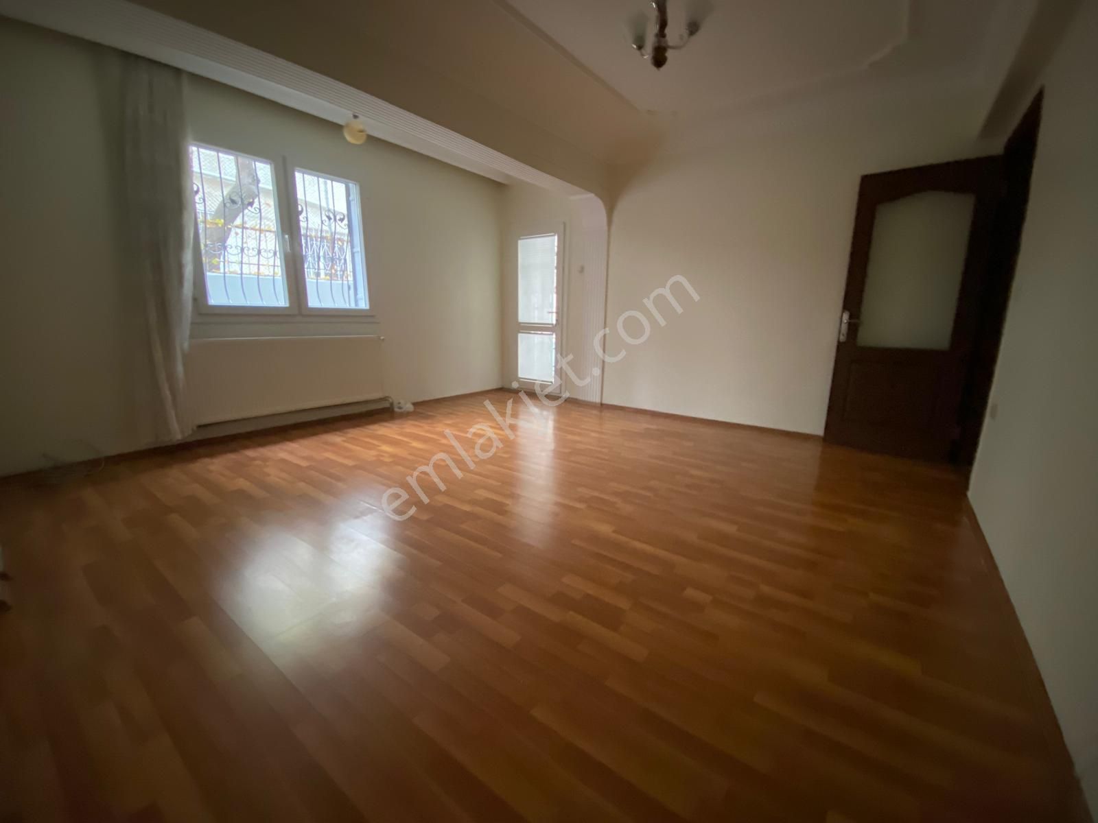 Buca Yiğitler Mah.de Uçanyol Kavğaşı Yakını 2+1 85m2 Ayrı Mutfak Dgazlı Kiralık Daire