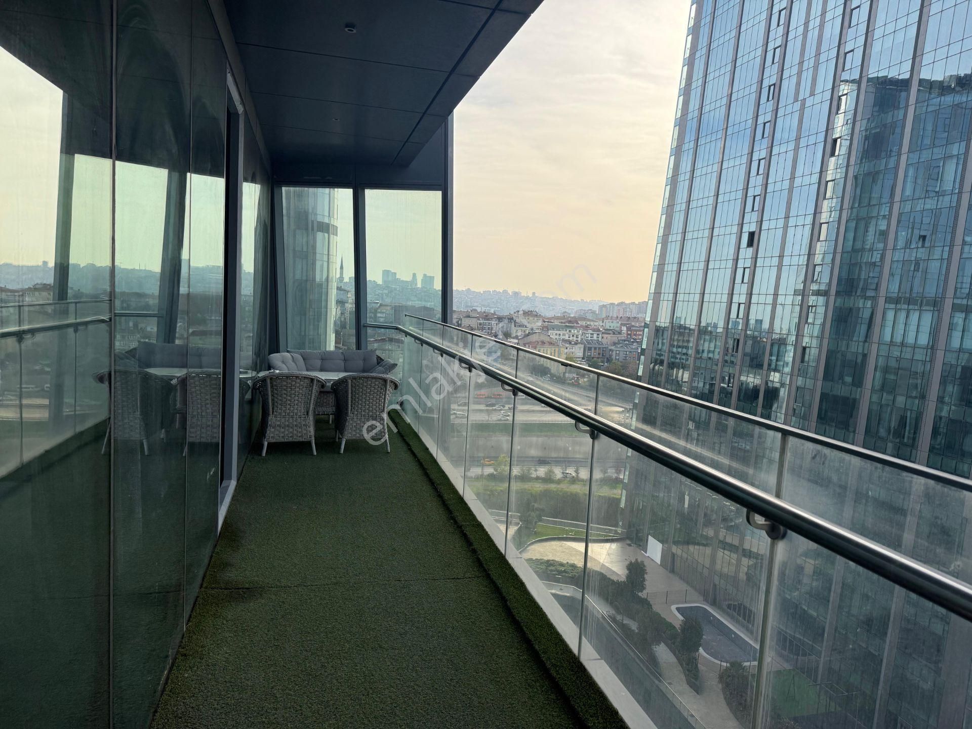 Kiralık Ofis Skyland'te Balkonlu Prestijli Remax Astyle - Görsel 31