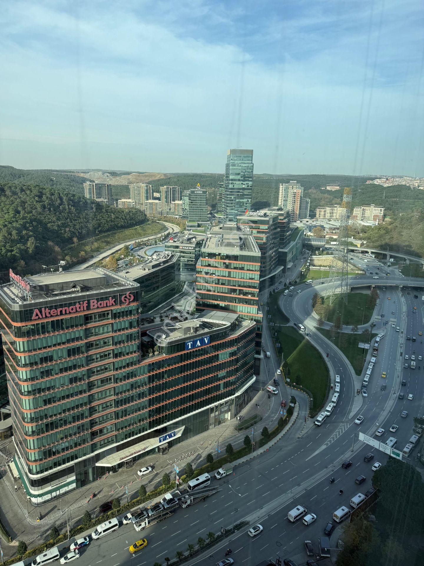 Kiralık Ofis Skyland'te Balkonlu Prestijli Remax Astyle - Görsel 8