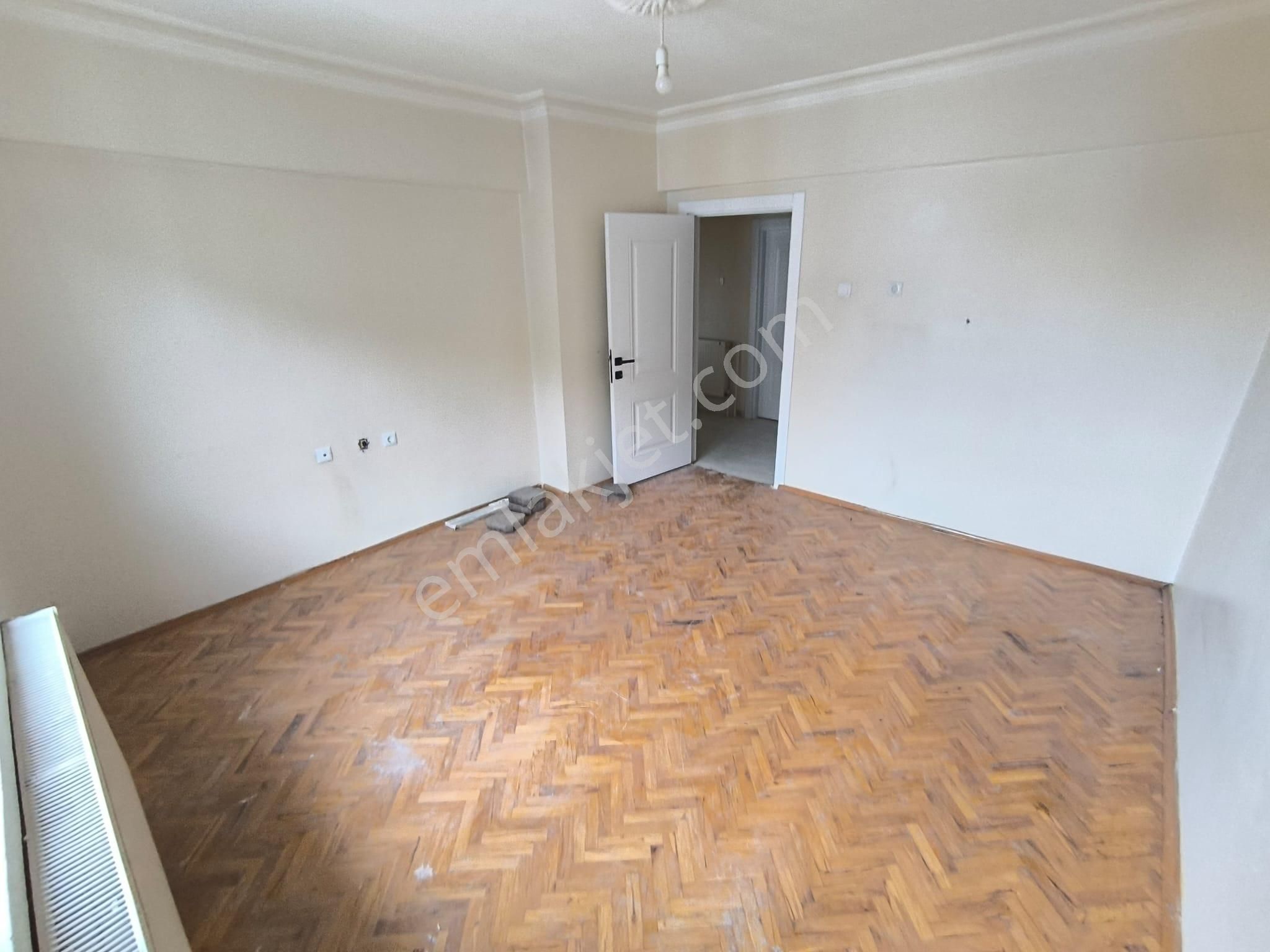 Örnek Emlak'tan Osmanlı Mahallesi Yapılı 3+1 Kiralık Daire - Görsel 15