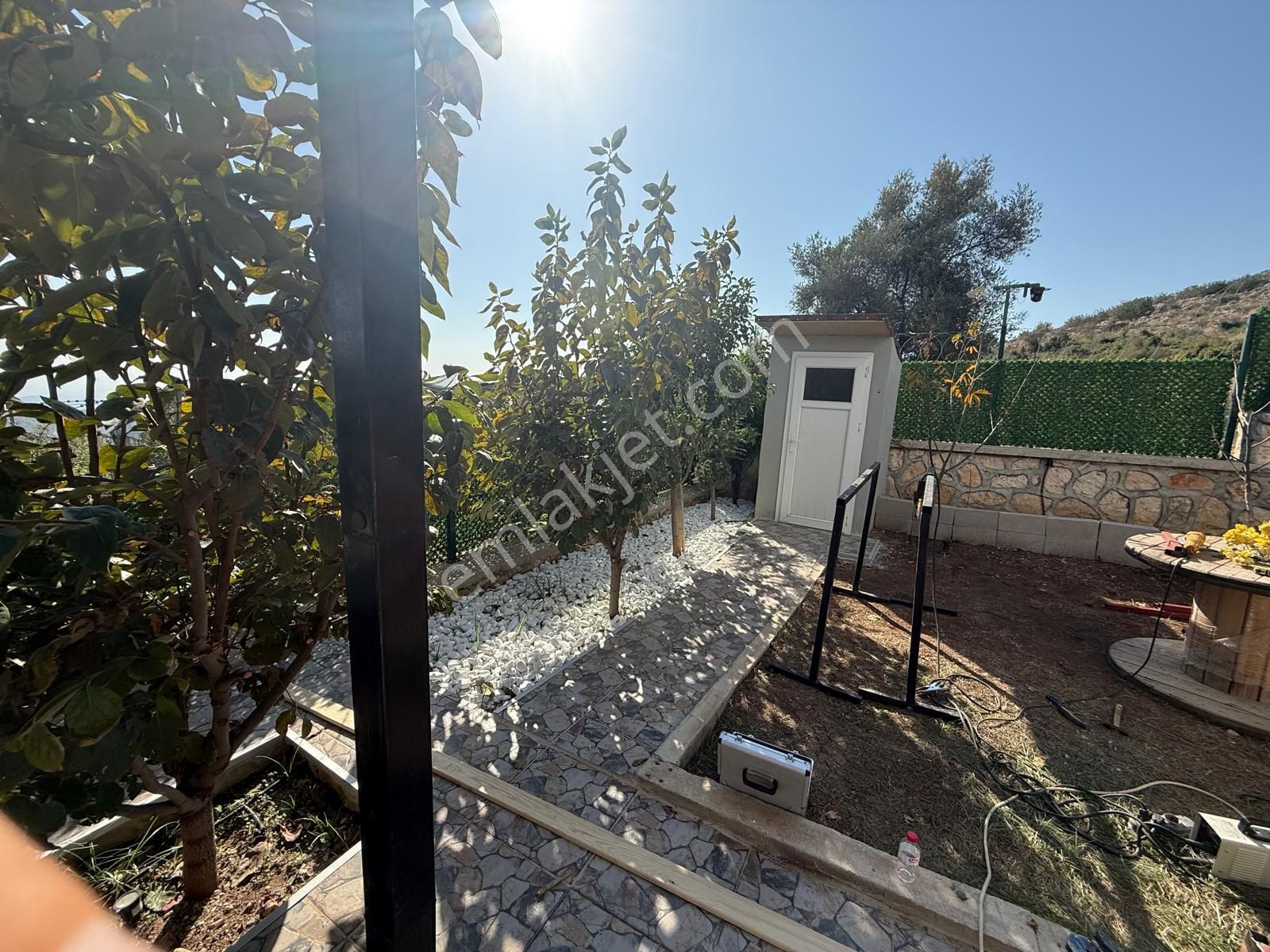 Remax Toros'tan Darısekisi'nde Lüks Tripleks 5+1 Eşyalı Villa - Görsel 3