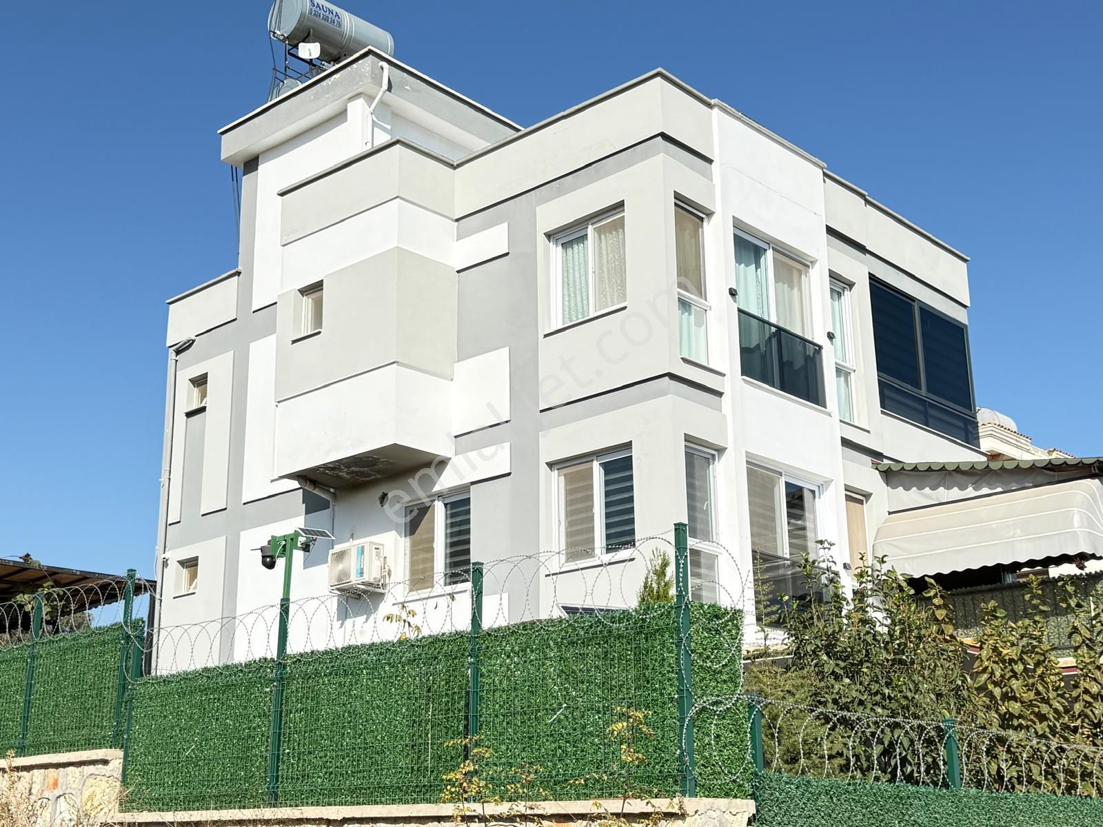 Remax Toros'tan Darısekisi'nde Lüks Tripleks 5+1 Eşyalı Villa - Görsel 33