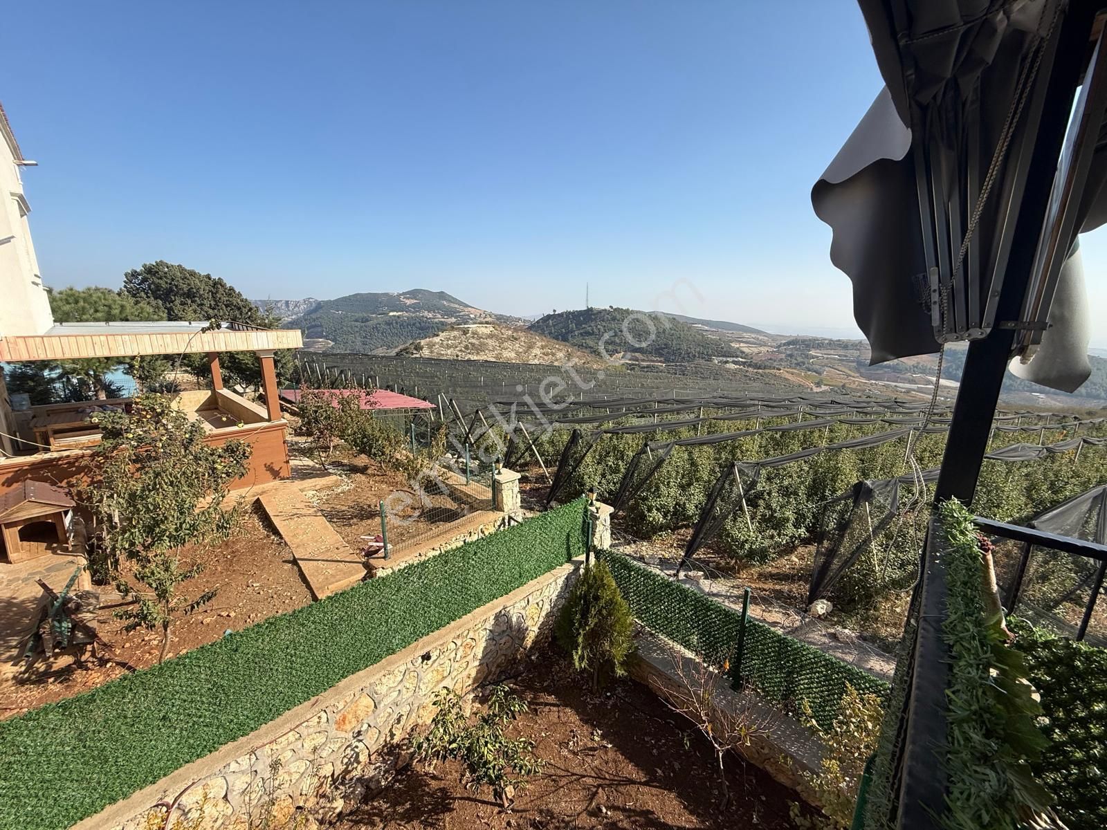 Remax Toros'tan Darısekisi'nde Lüks Tripleks 5+1 Eşyalı Villa - Görsel 29