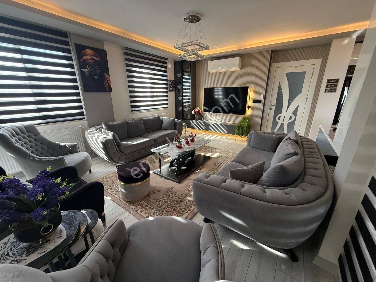 Remax Toros'tan Darısekisi'nde Lüks Tripleks 5+1 Eşyalı Villa - Görsel 8
