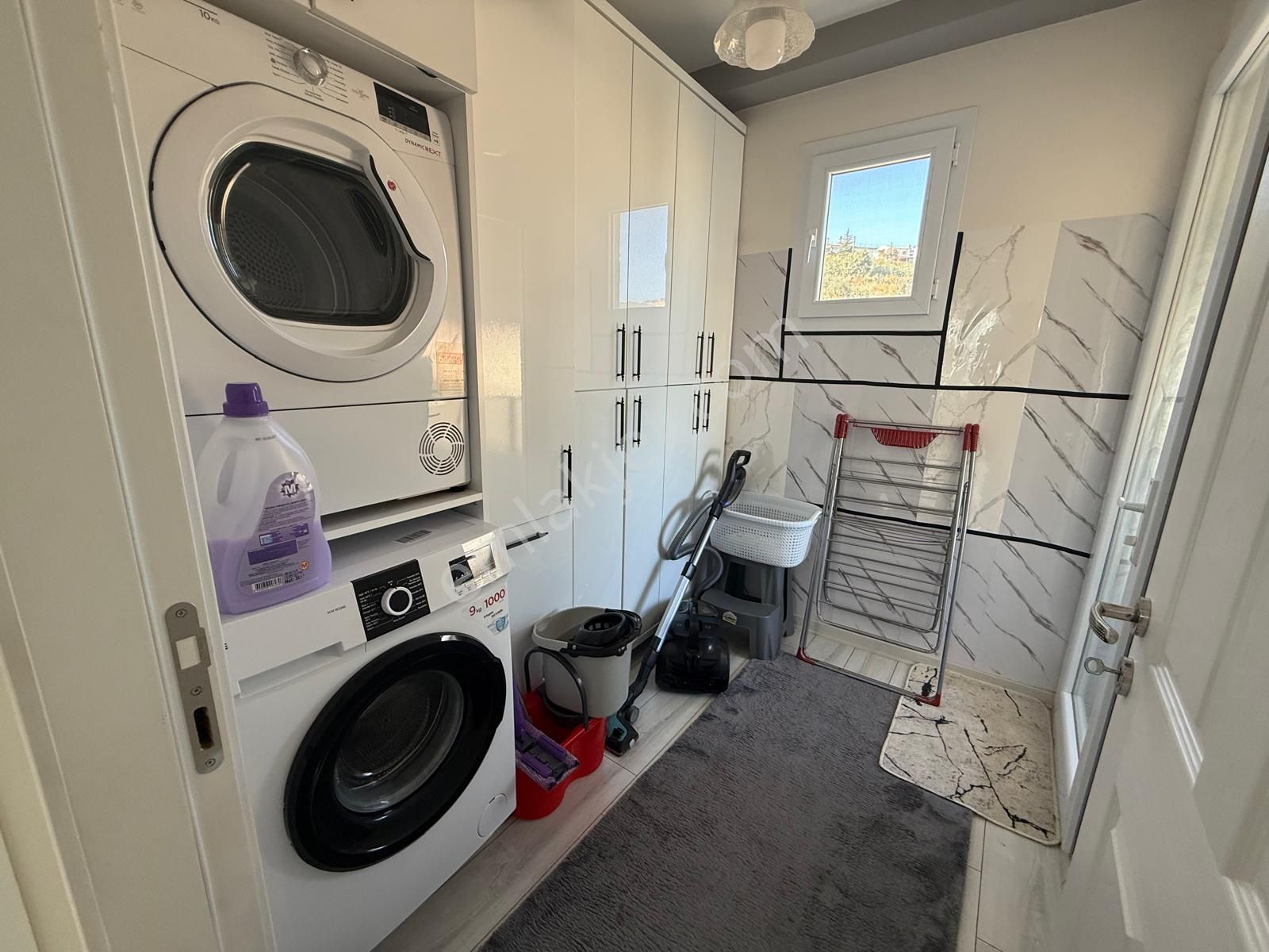 Remax Toros'tan Darısekisi'nde Lüks Tripleks 5+1 Eşyalı Villa - Görsel 19