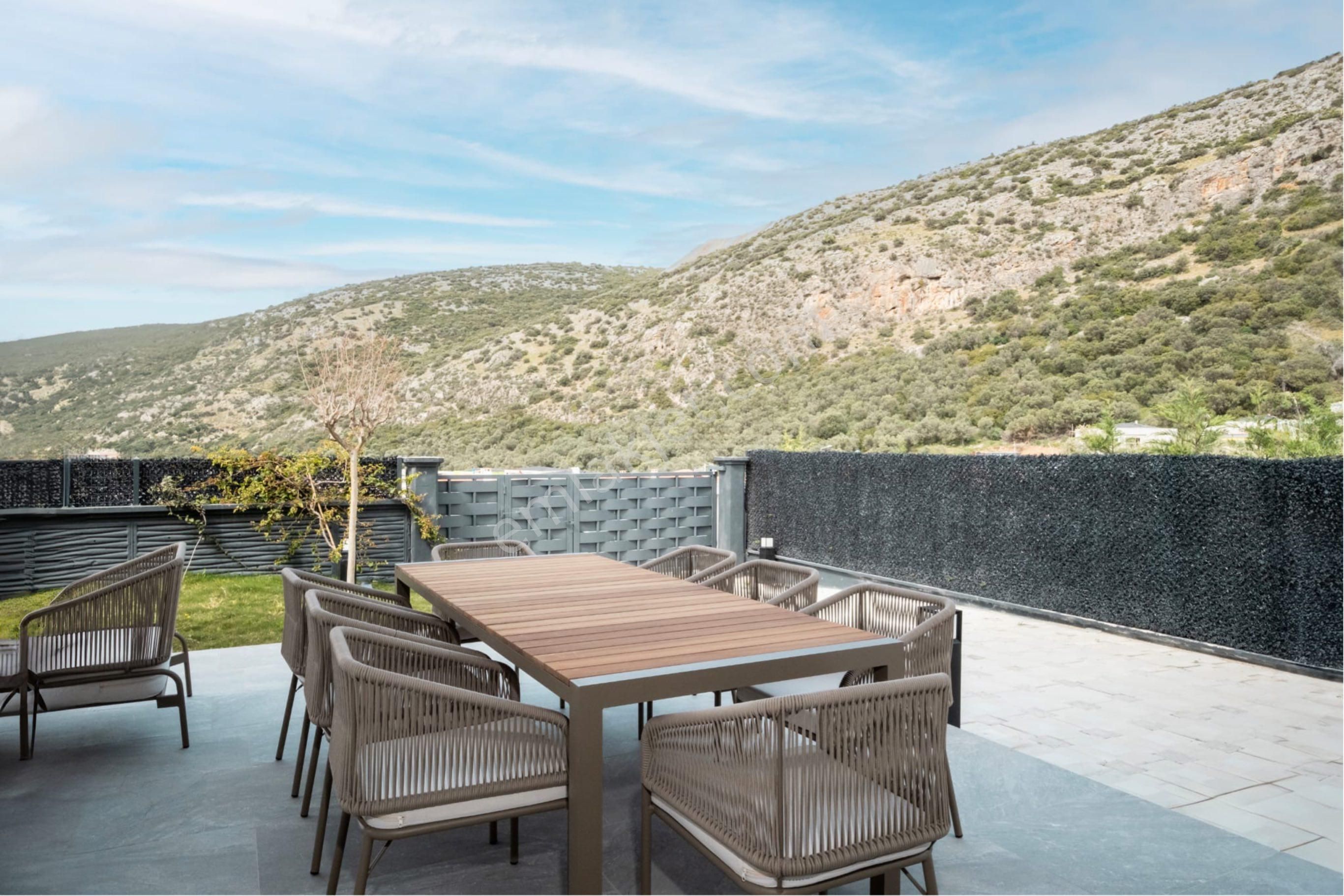 Kuşadası Yavansu'da Özel Havuzlu 4+1 Satılık Villa - Görsel 26