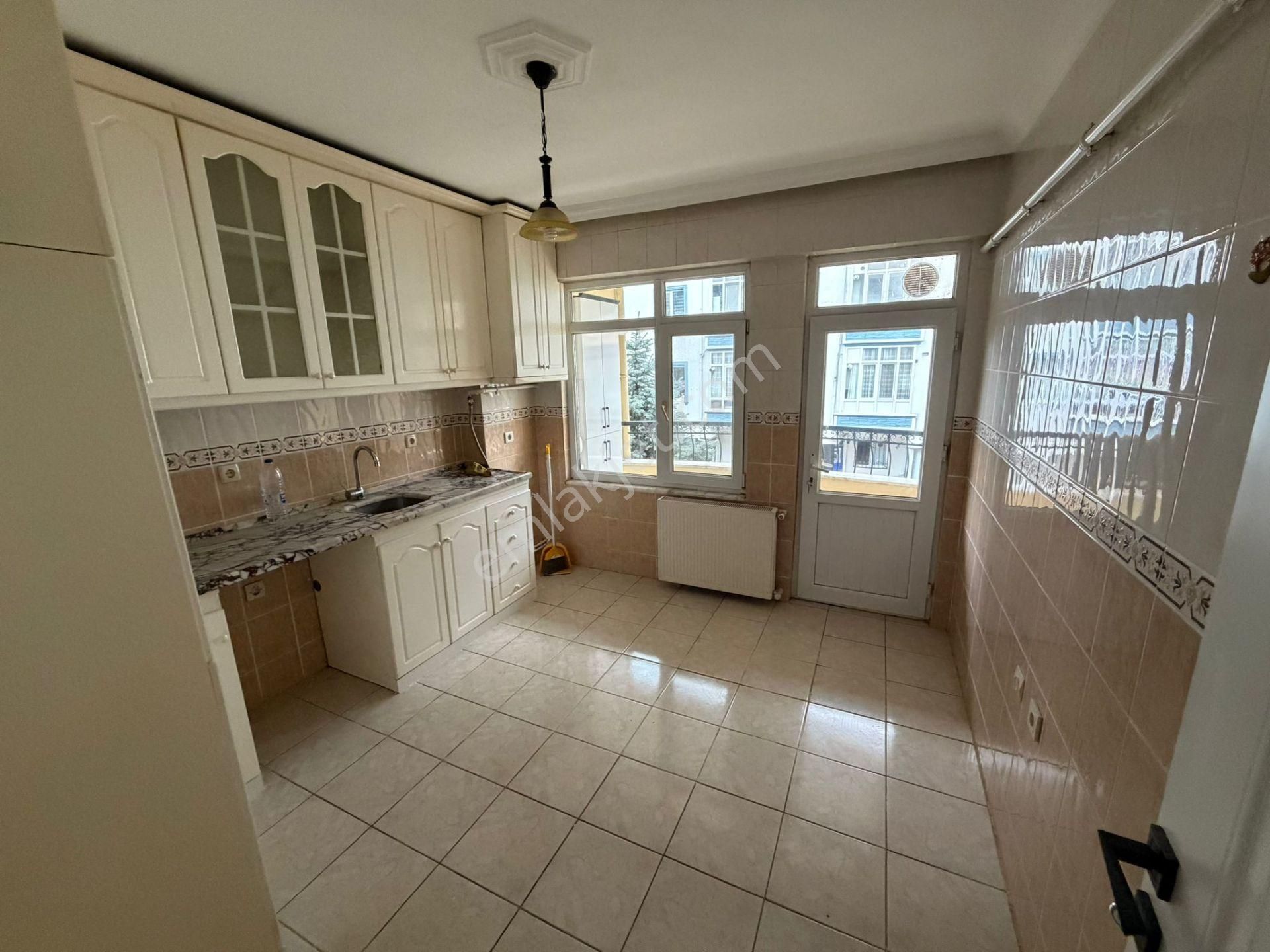 Bahçelievler'de 120 M2 Geniş Daire - Görsel 9