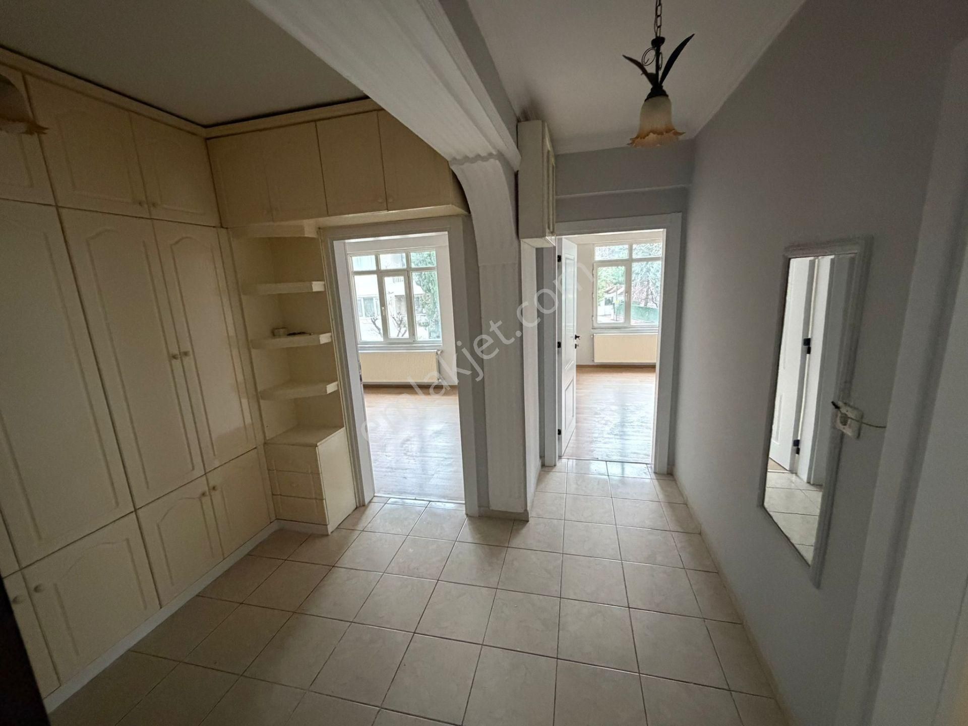 Bahçelievler'de 120 M2 Geniş Daire - Görsel 7