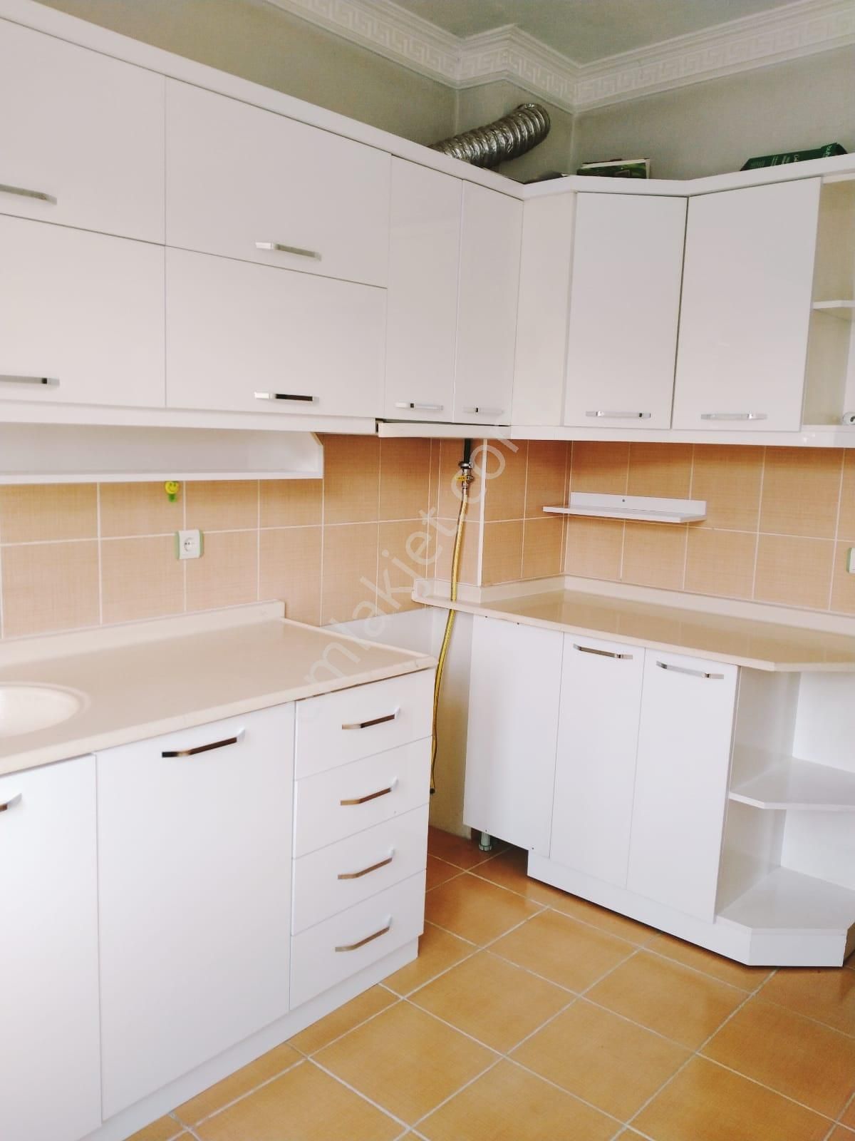 Battalgazi Mahallesinde 3+1 Kombili Satılık Daire - Görsel 6