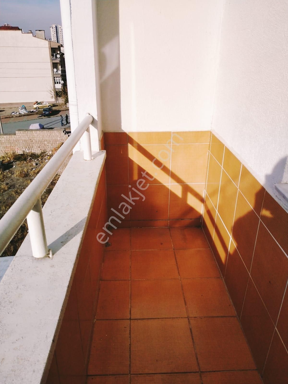 Battalgazi Mahallesinde 3+1 Kombili Satılık Daire - Görsel 14