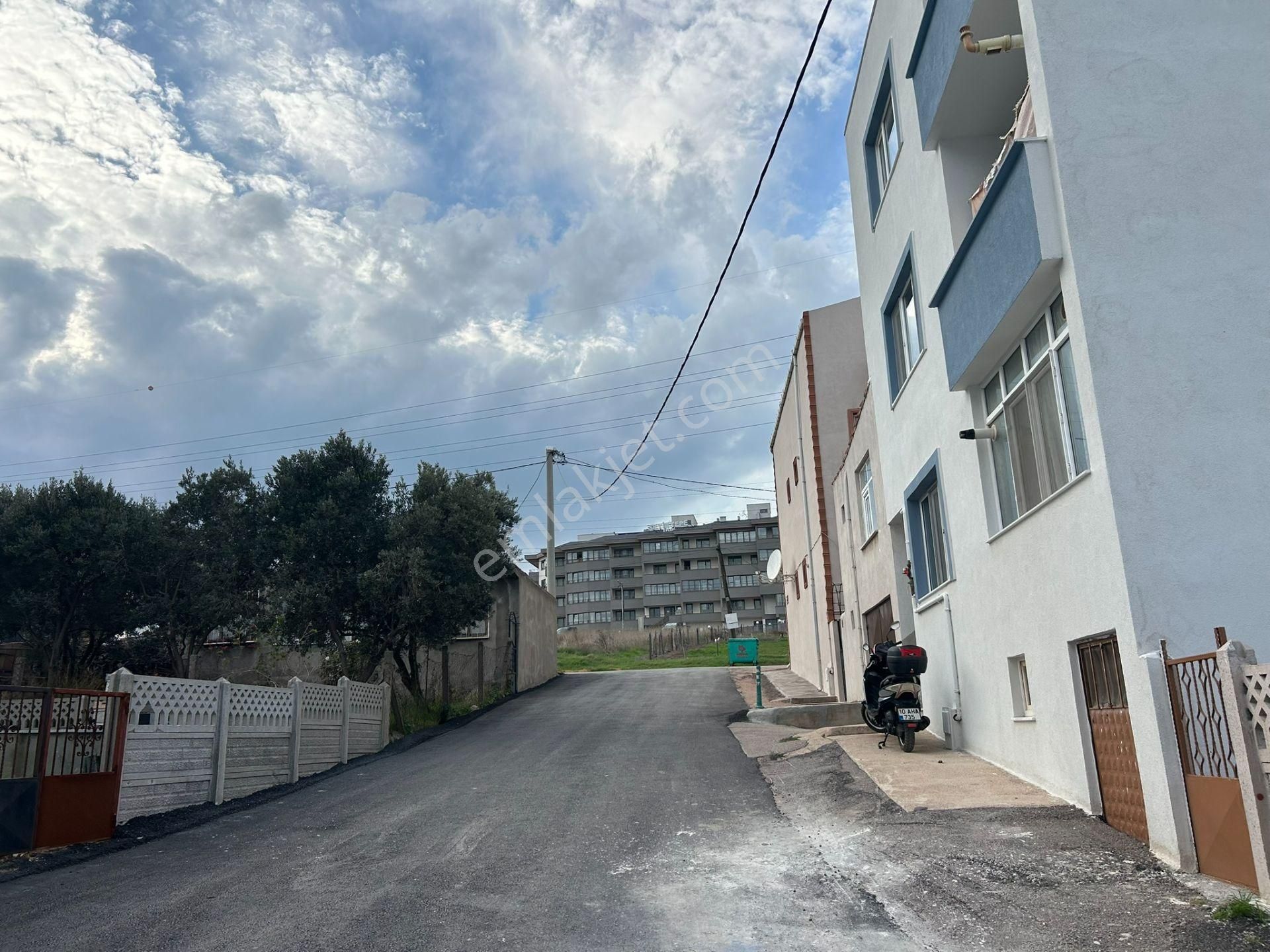 Cihan Emlak - Kiralık - Üniversite, Hastane Ve Hava Üssü Yakını - Görsel 27