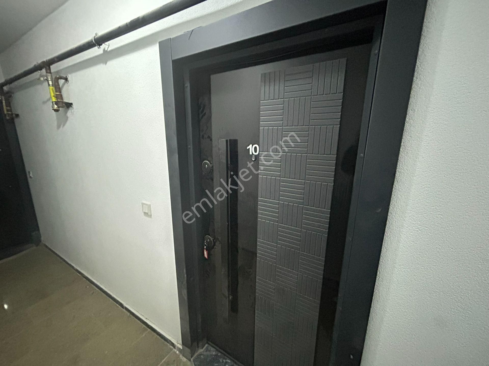 Cihan Emlak - Kiralık - Üniversite, Hastane Ve Hava Üssü Yakını - Görsel 24