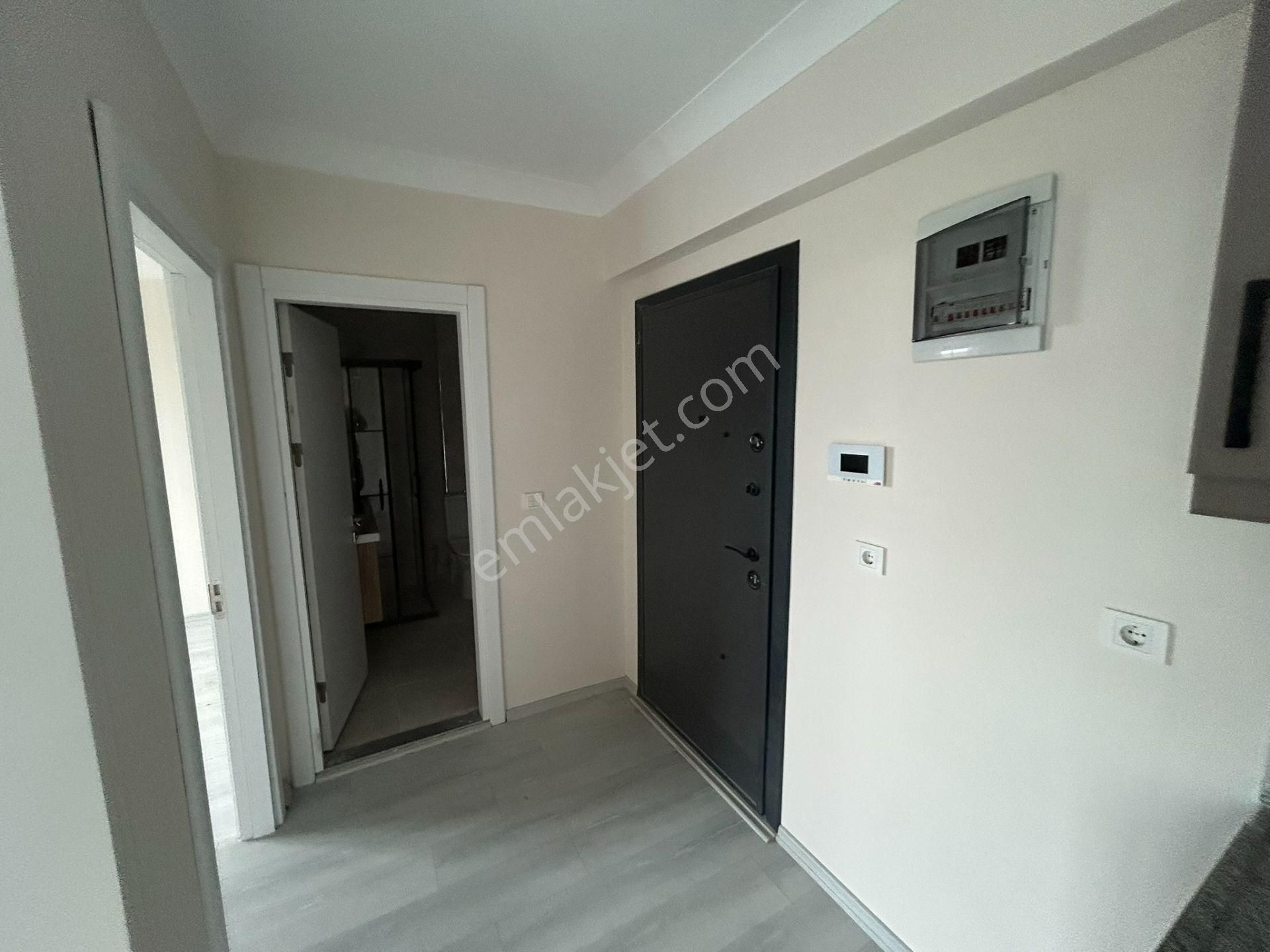 Cihan Emlak - Kiralık - Üniversite, Hastane Ve Hava Üssü Yakını - Görsel 9