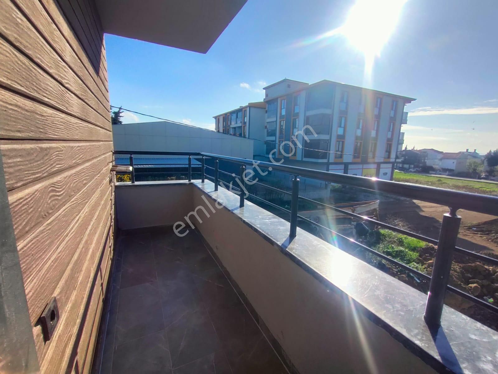 Tekirdağ Yeniçiftlik'de Merkeze ,okula,pazara Yakın Lüks Villa - Görsel 26