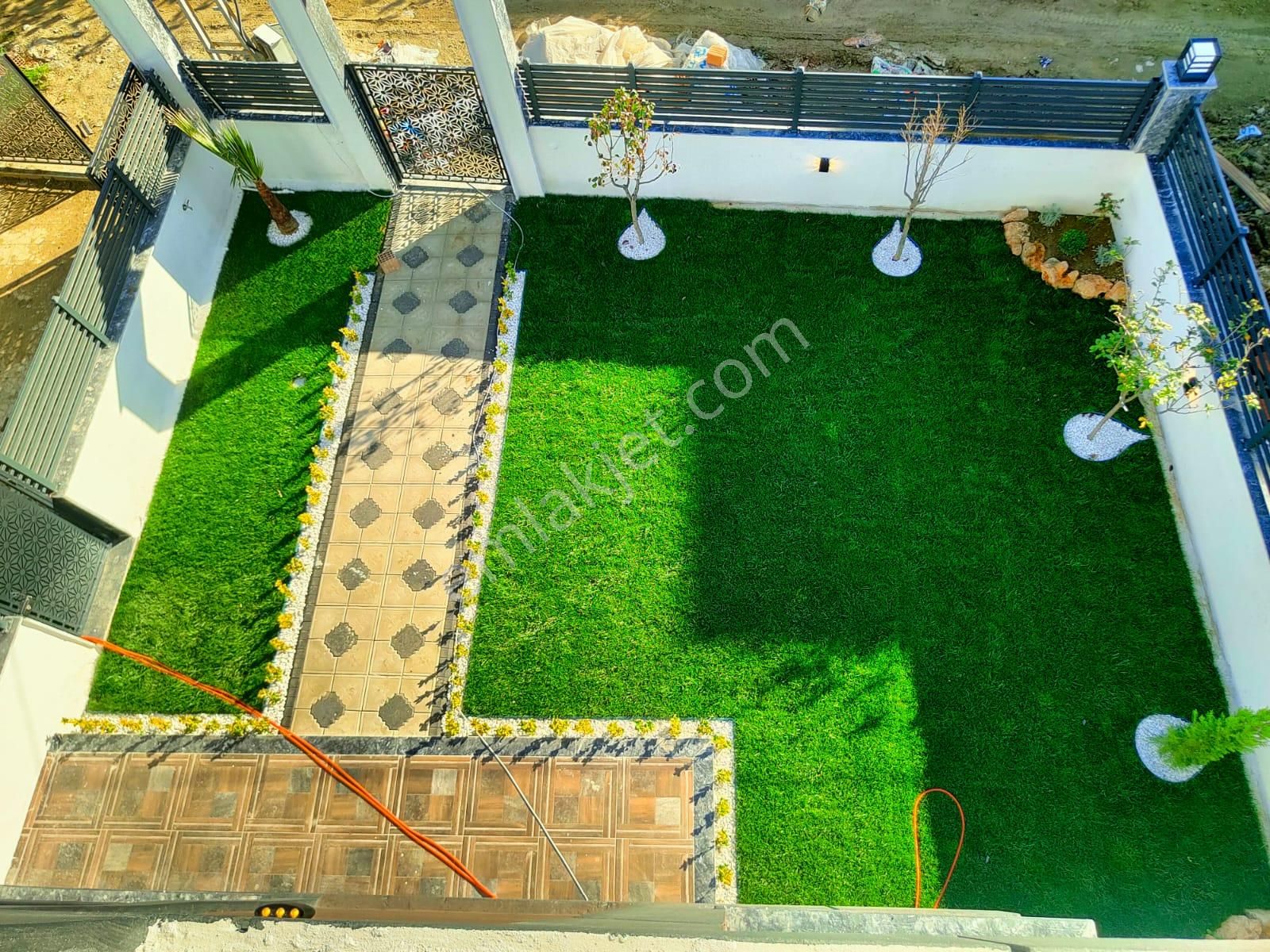 Tekirdağ Yeniçiftlik'de Merkeze ,okula,pazara Yakın Lüks Villa - Görsel 4