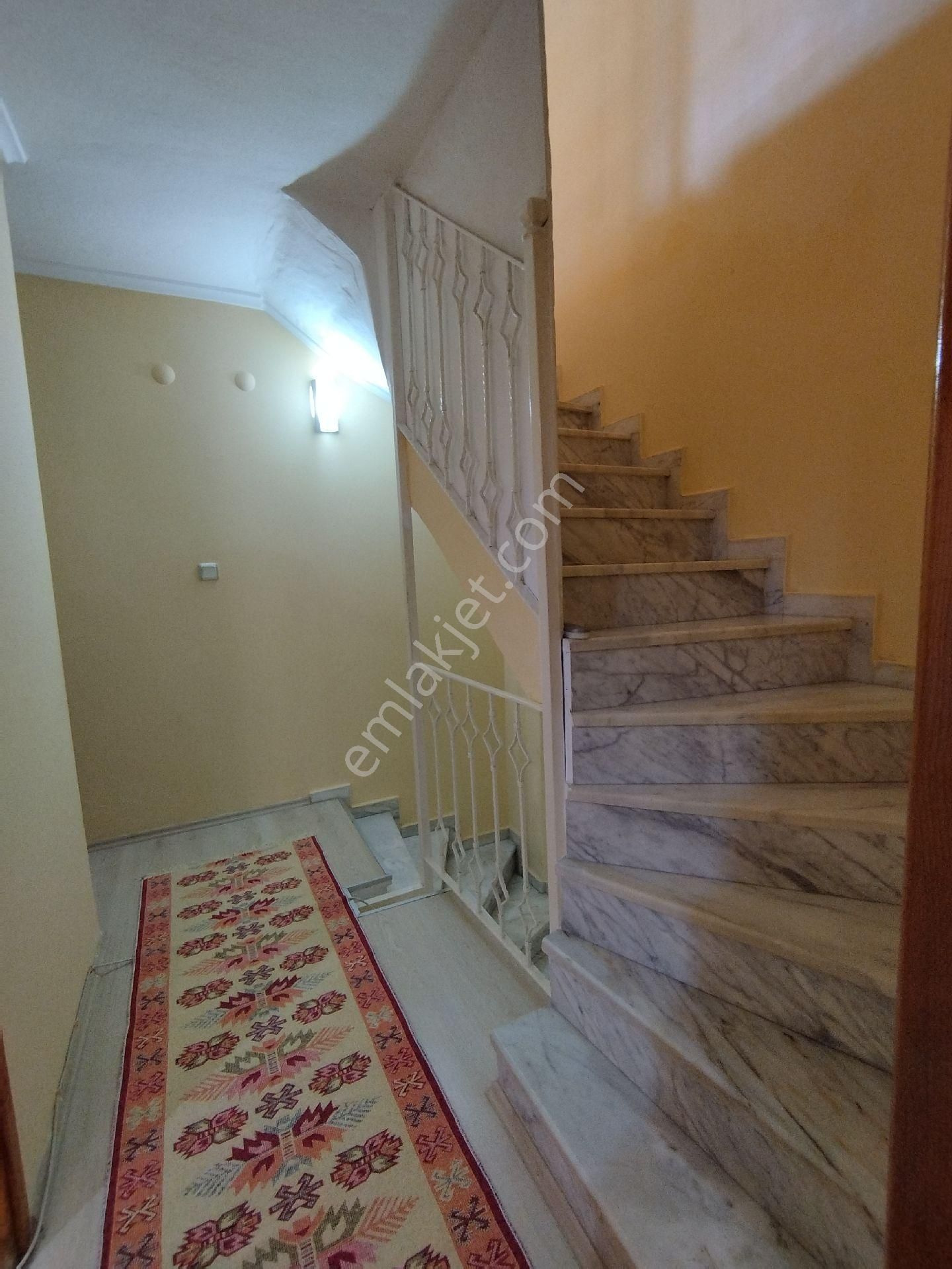 Didim Efeler De 5+1 Müstakil Bahçeli Ev - Görsel 16