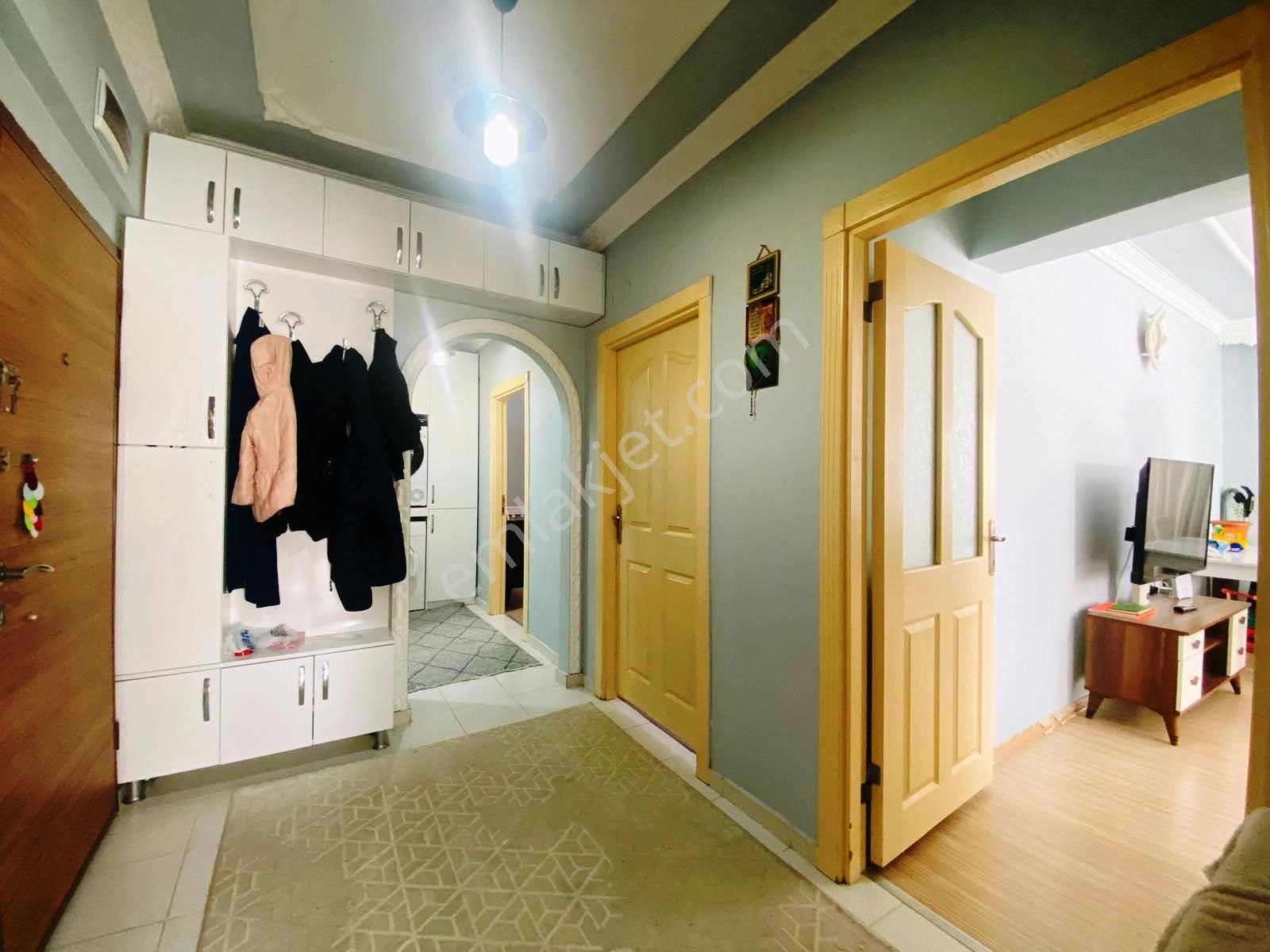 İmir Emlak'tan Güney Cephe 1.kat Ön Cephe Ebeveyn Banyolu Yapılı - Görsel 32