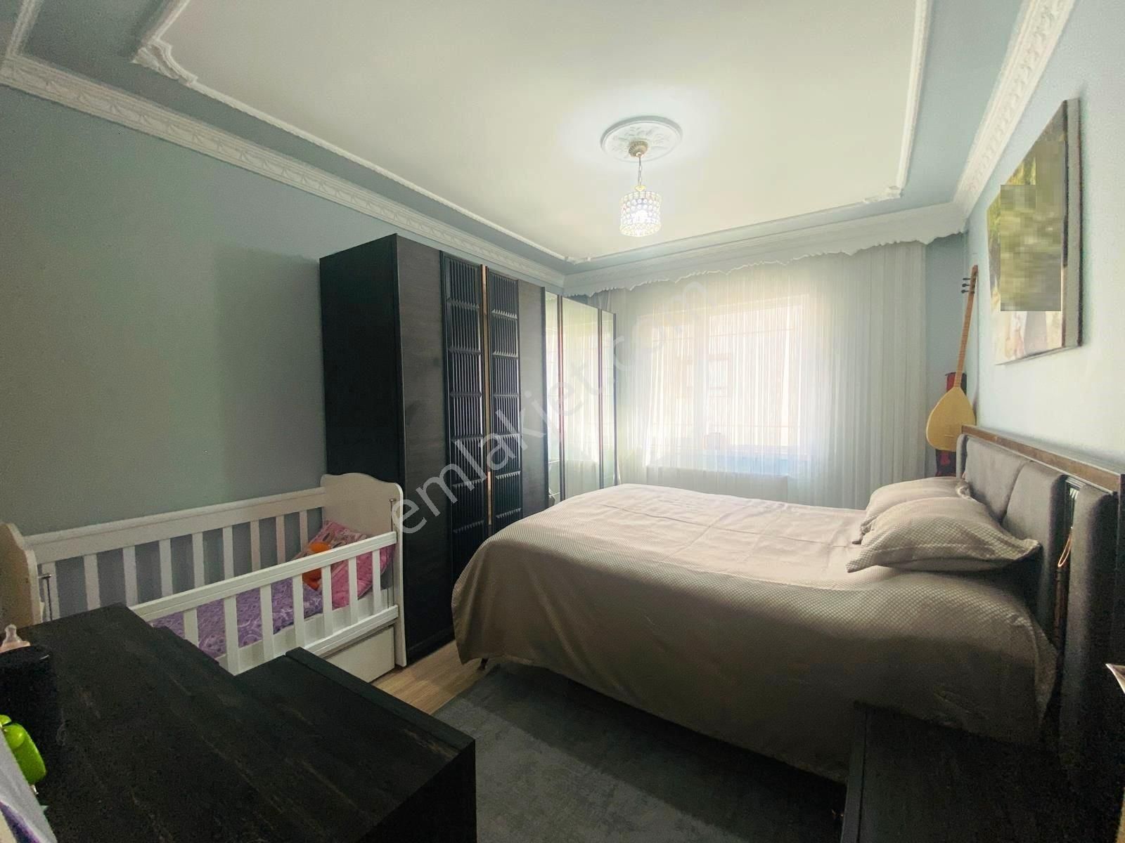 İmir Emlak'tan Güney Cephe 1.kat Ön Cephe Ebeveyn Banyolu Yapılı - Görsel 22