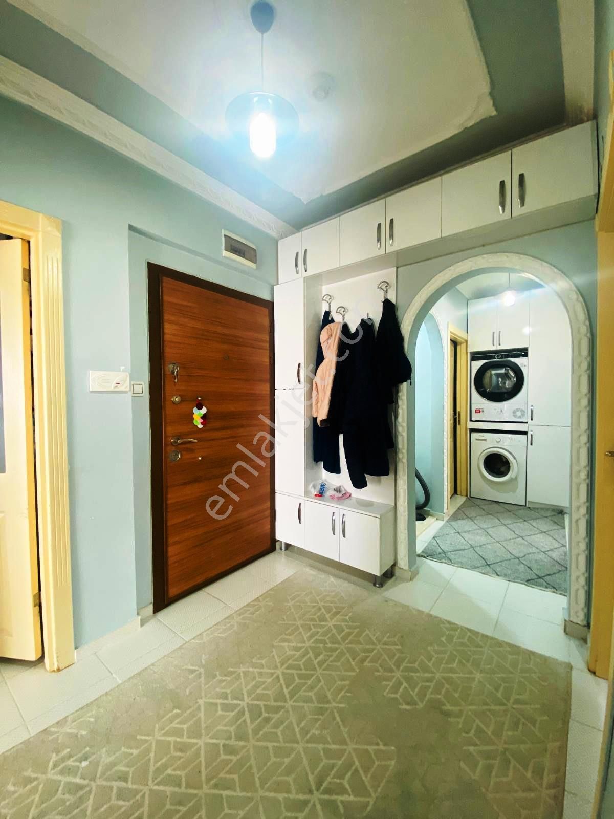 İmir Emlak'tan Güney Cephe 1.kat Ön Cephe Ebeveyn Banyolu Yapılı - Görsel 33