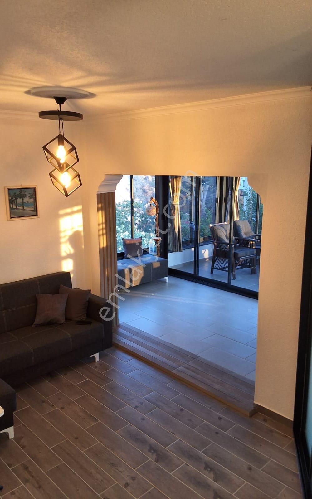 Bonema'dan Akyarlarda Prestijli Sitede Deniz Manzaralı 2+1 - Görsel 27