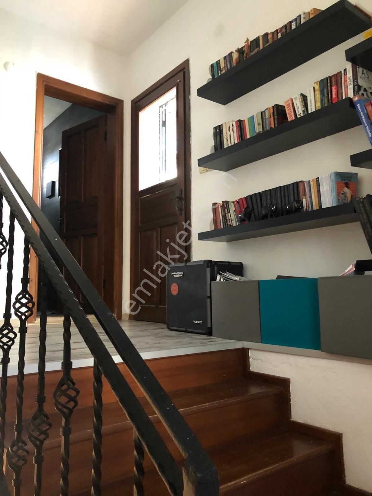 Bodrum Turgutreis Te 3+2 Yıllık Kiralık Müstakil Taş Ev - Görsel 2