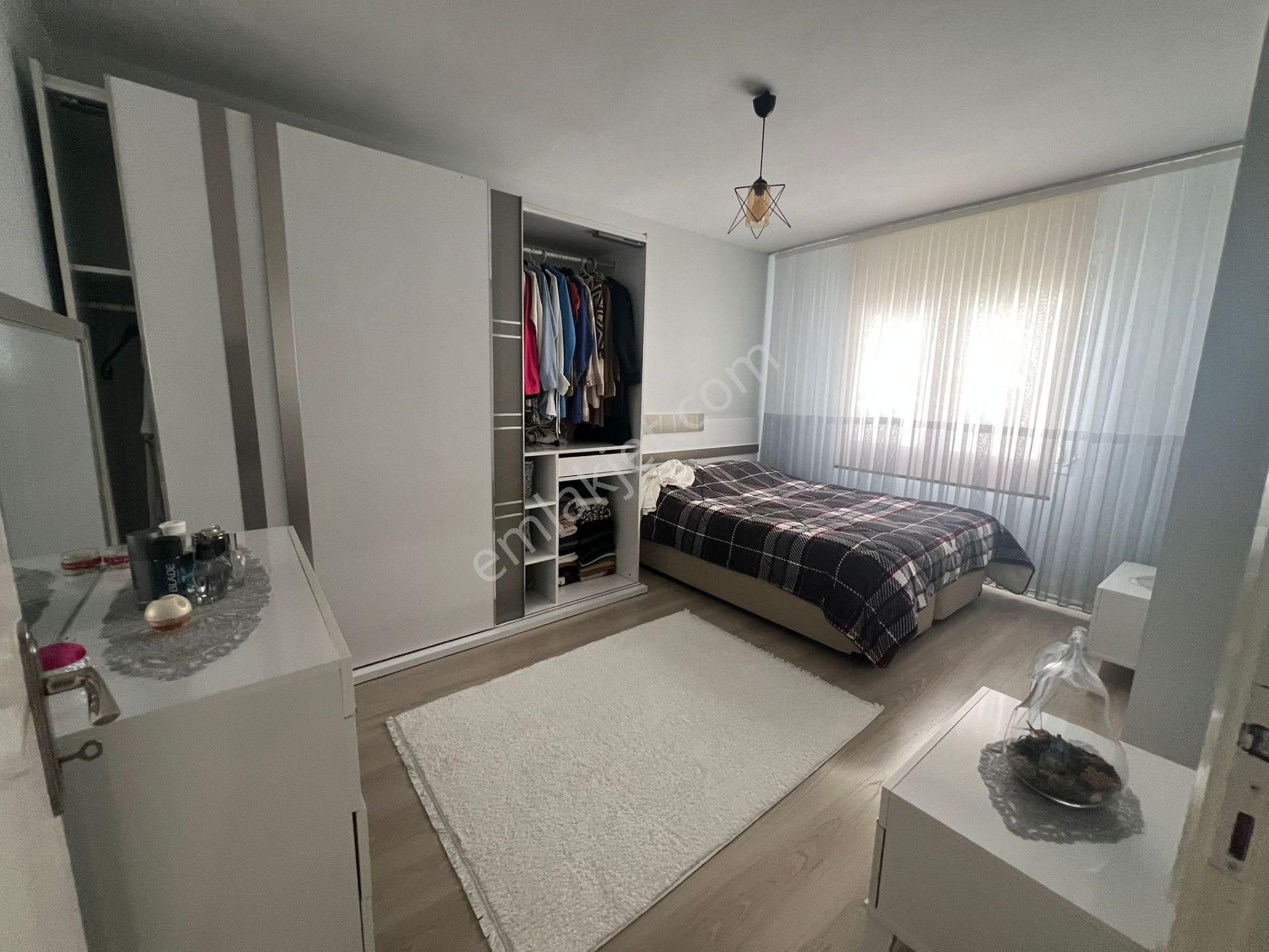 Acil Buca İşçievleri Yiğitler Mahde 2+1 95m2 Ayrı Mutfak Arakat Ferah Daire - Görsel 9